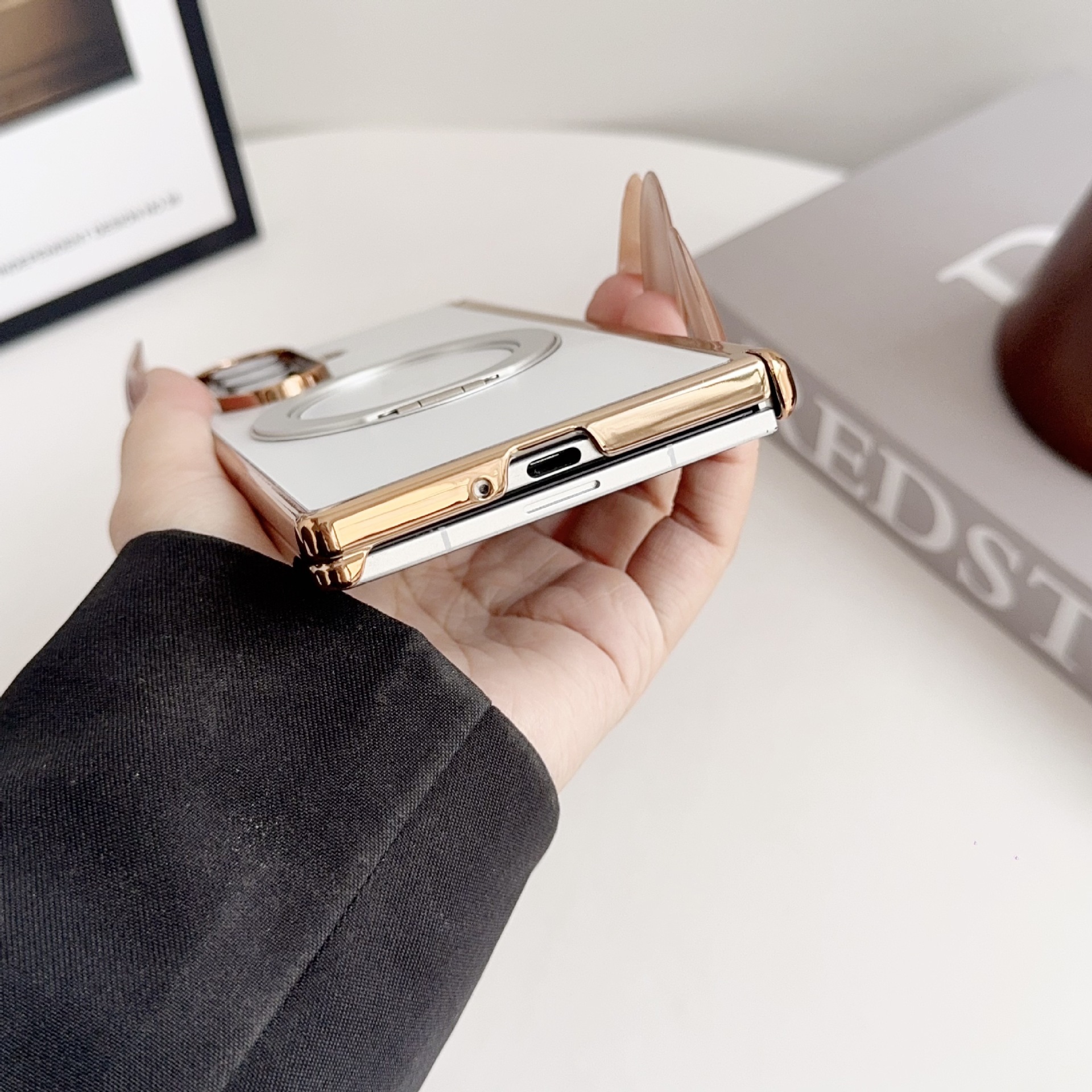 Samsung ZFold8 phone case, 7/6 dual-axis AG electroplated TriFold magnetic rotating stand folding case