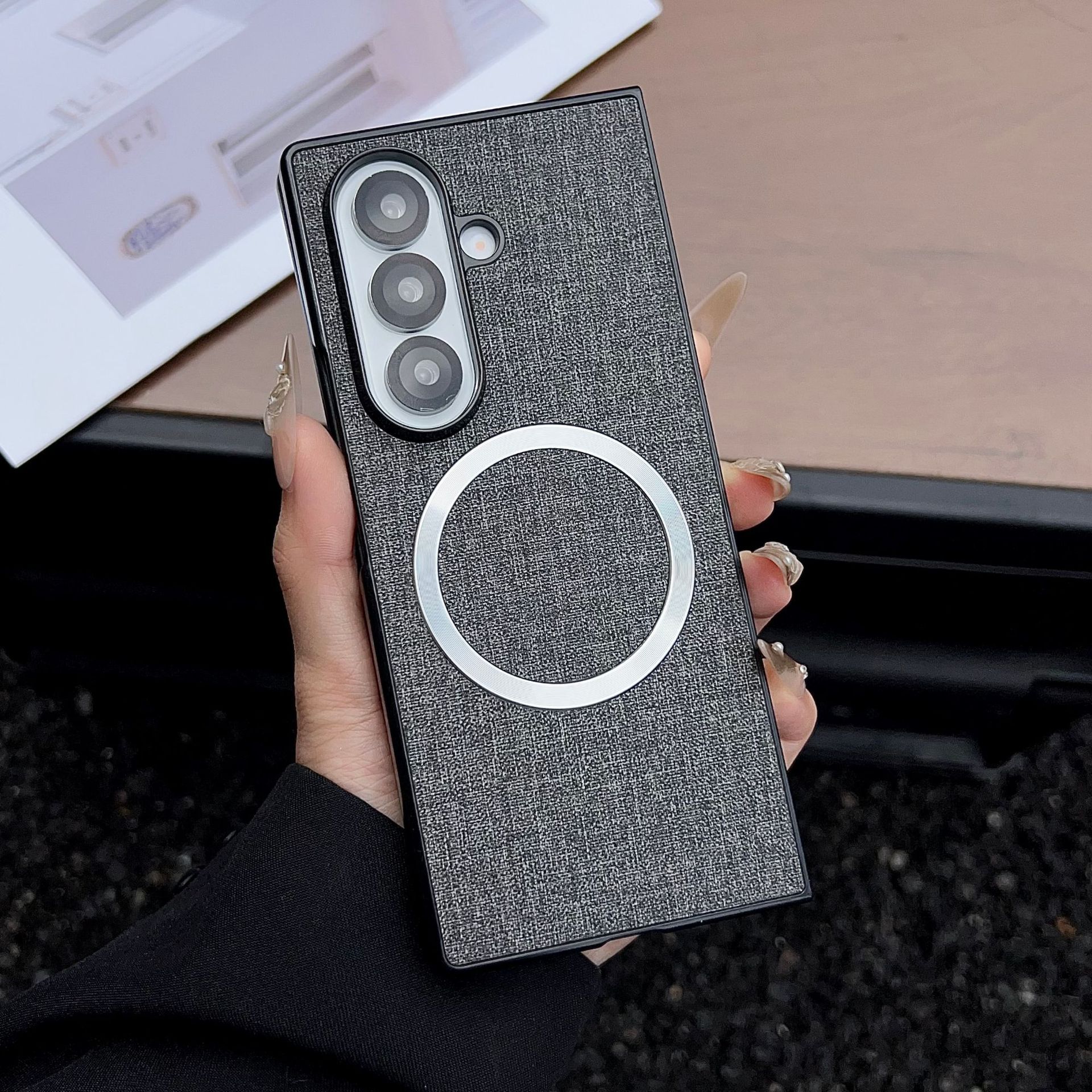 Compatible with Samsung Z Fold7/6 phone case, fabric texture, 5/4/3 foldable screen, wireless charging, magnetic attachment, Flip7 protective case