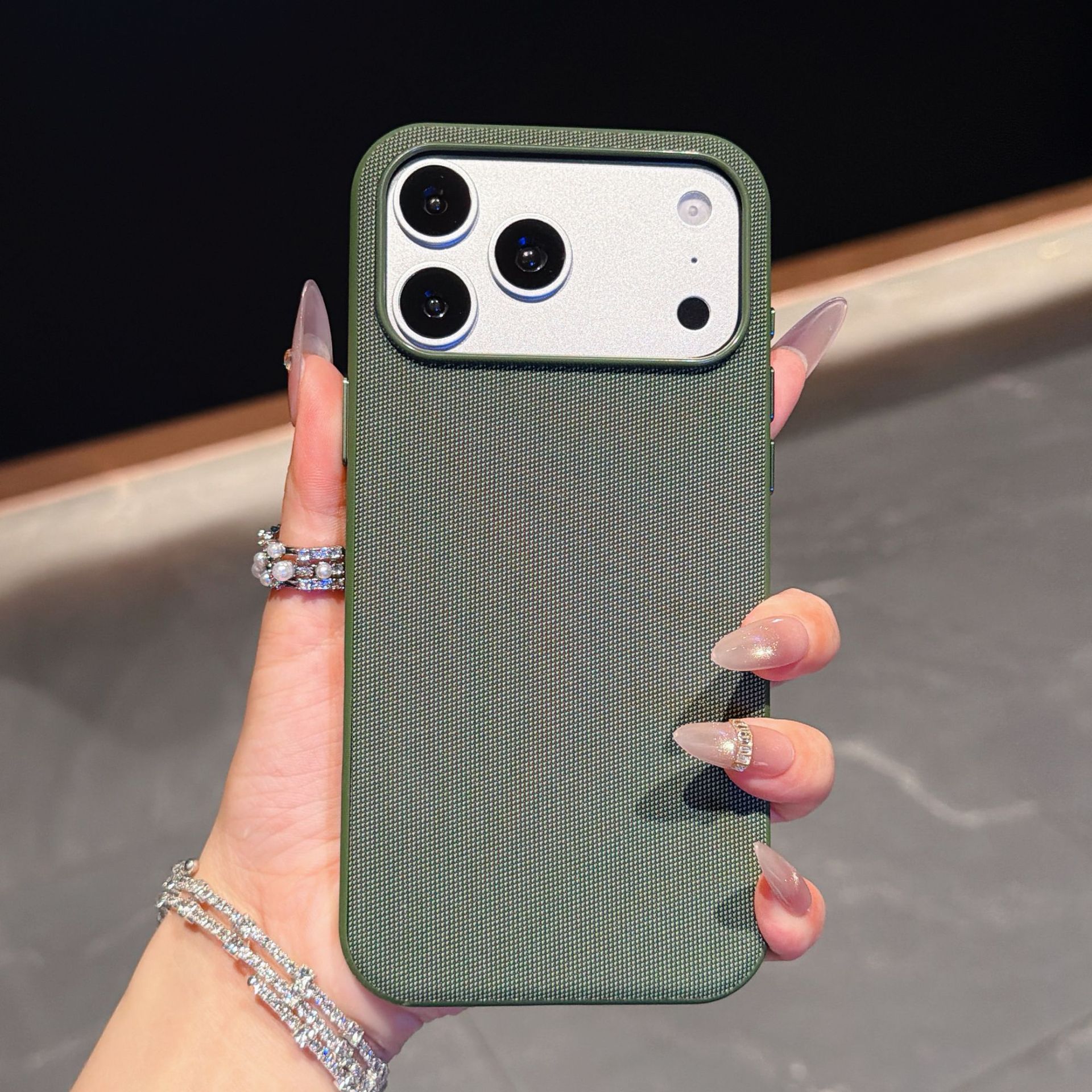 Compatible with Samsung S26 Ultra phone case, S25U wireless charging with built-in magnetic closure, and S24U fabric full-coverage protective case.