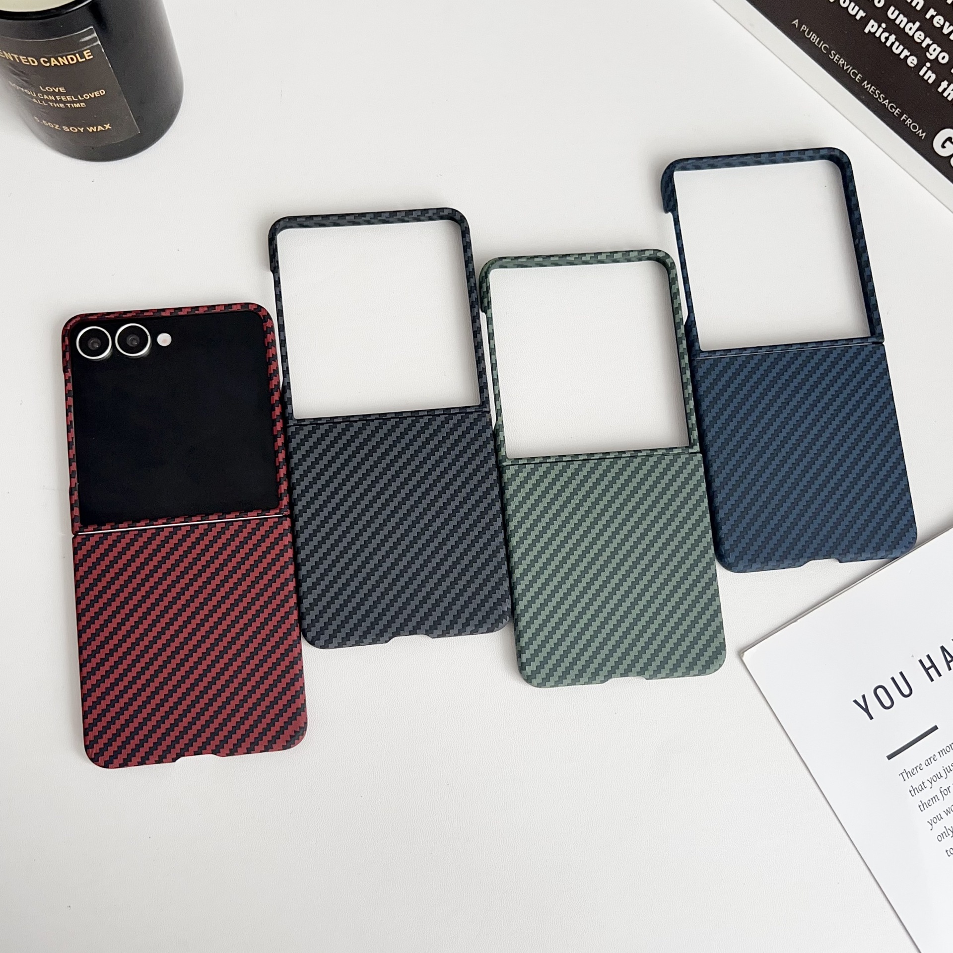 Compatible with Samsung ZFlip 8/7 phone case, built-in wireless charging, magnetic closure, 6/5 carbon fiber texture, 4/3 ultra-thin protective case