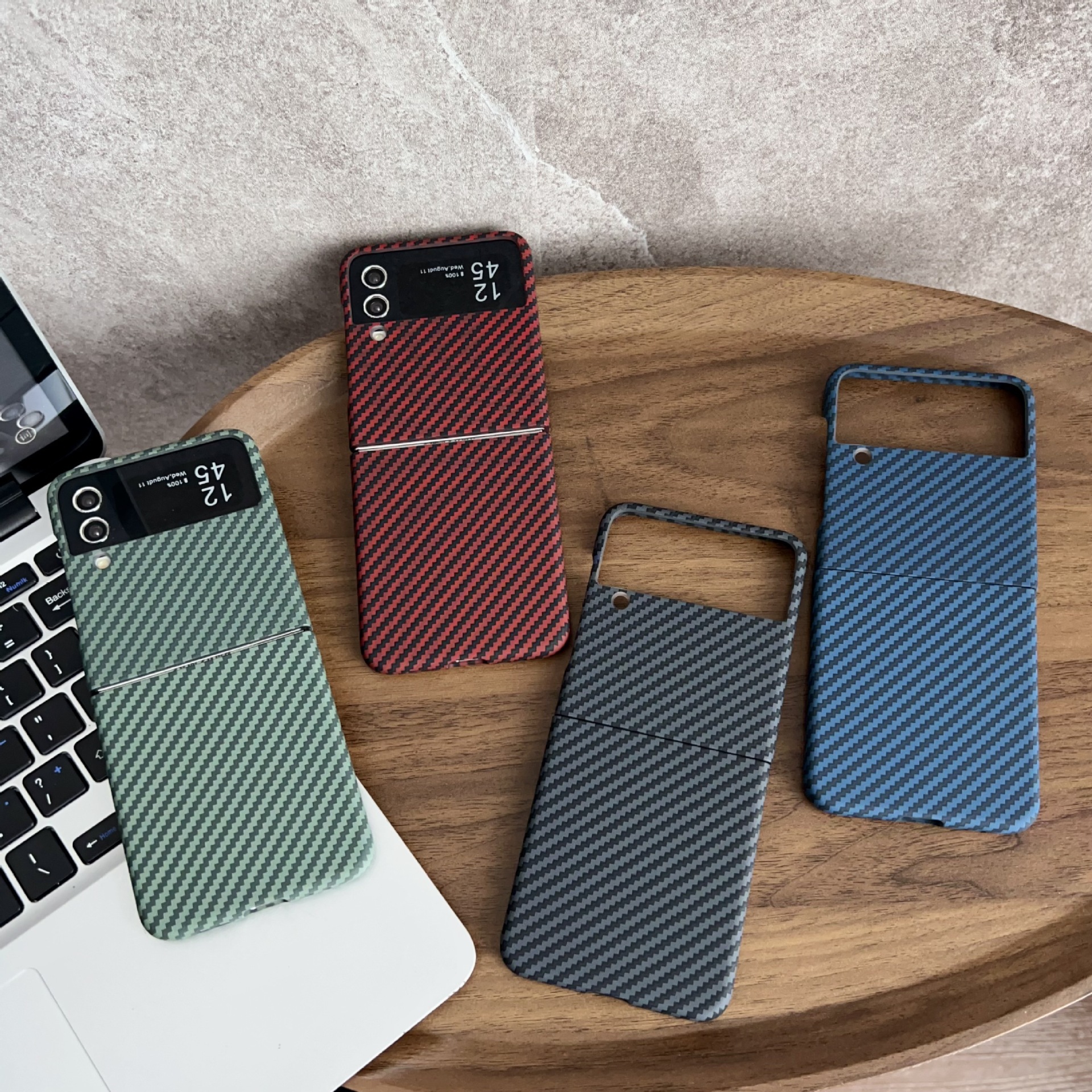 Compatible with Samsung ZFlip 8/7 phone case, built-in wireless charging, magnetic closure, 6/5 carbon fiber texture, 4/3 ultra-thin protective case