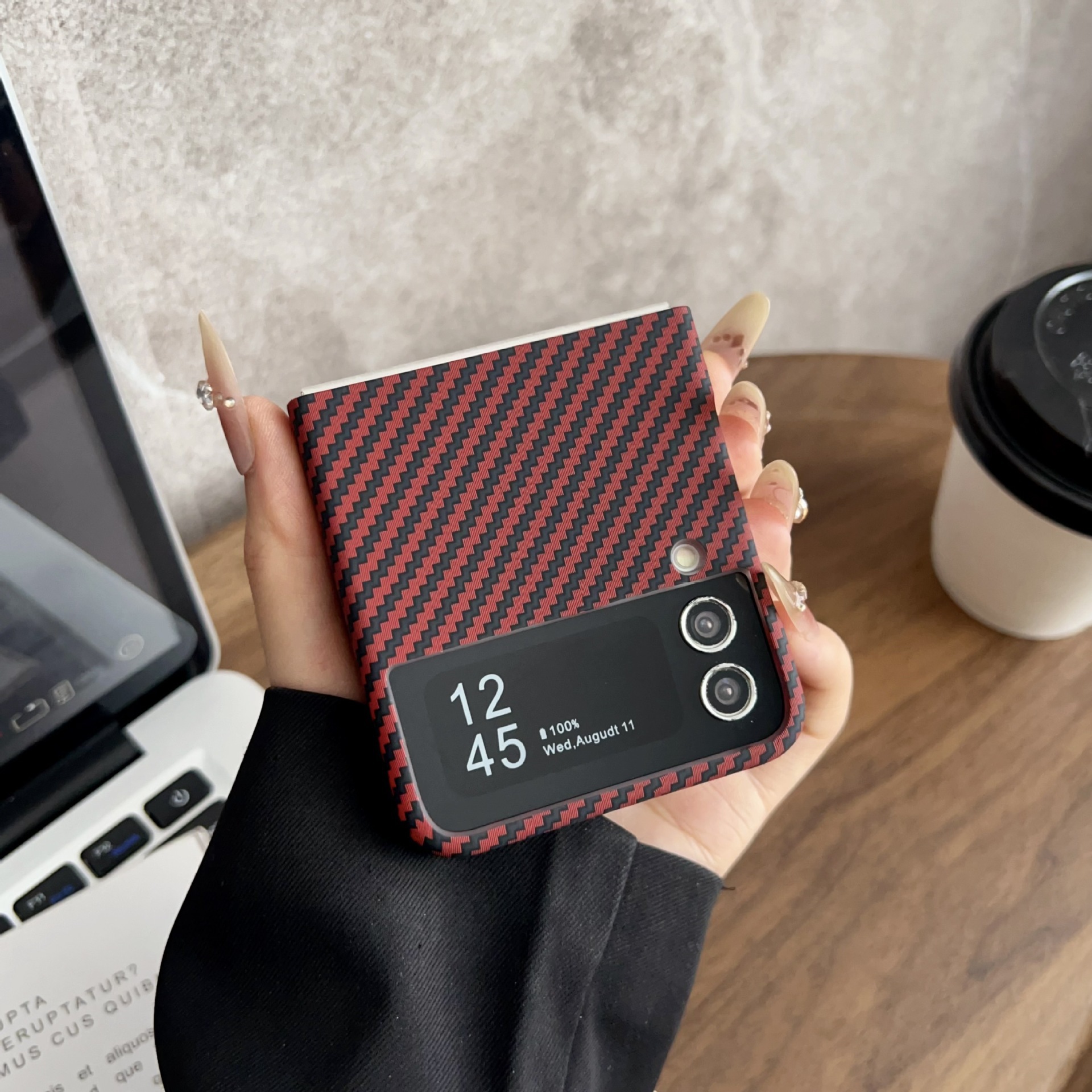 Compatible with Samsung ZFlip 8/7 phone case, built-in wireless charging, magnetic closure, 6/5 carbon fiber texture, 4/3 ultra-thin protective case
