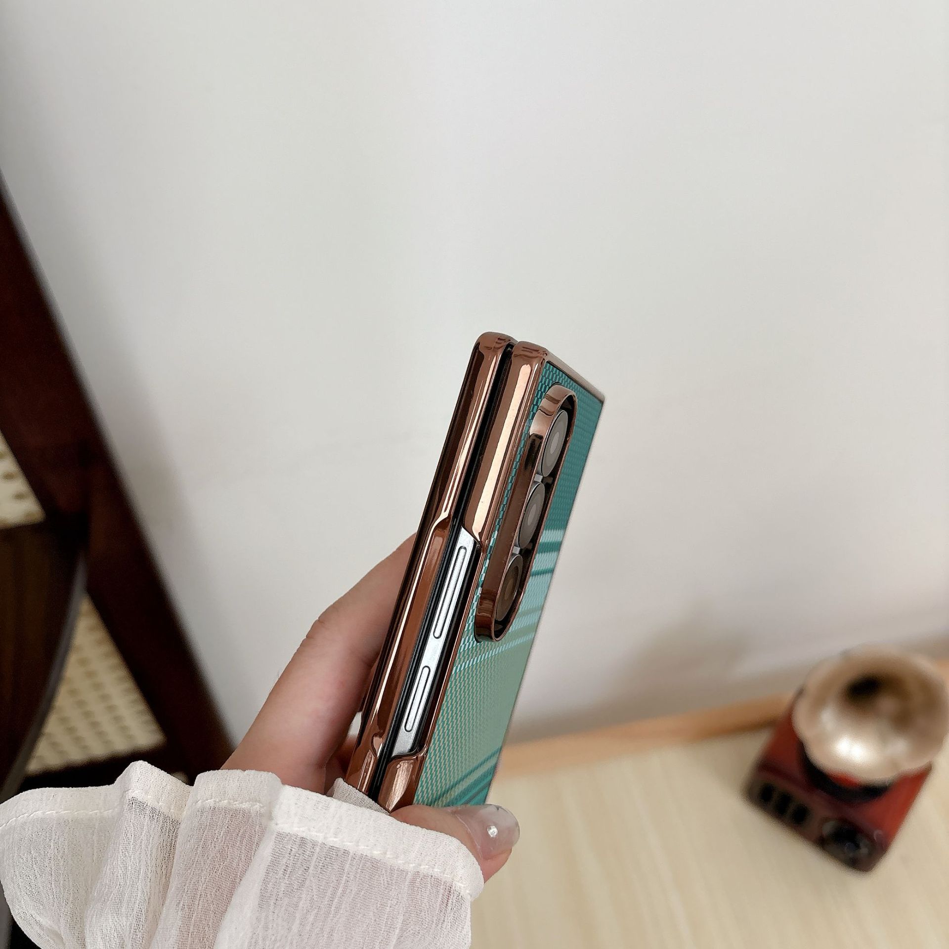 Compatible with Samsung Z Fold8 Ultra phone case 7/6 wireless charging magnetic 5/4/3 case film electroplated Kevlar texture