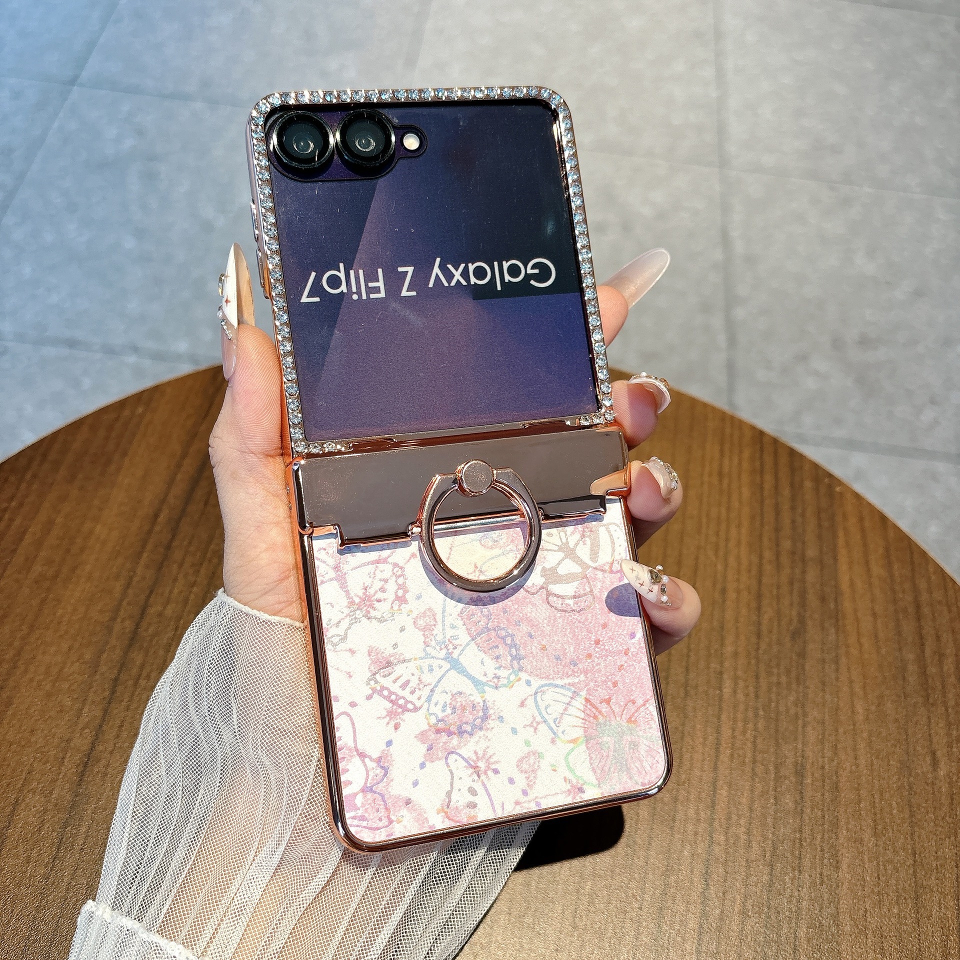 Compatible with Samsung Z Flip8 phone case 7/6/5, electroplated ring holder, vegan leather, rhinestone-studded hinge, full-coverage protective case