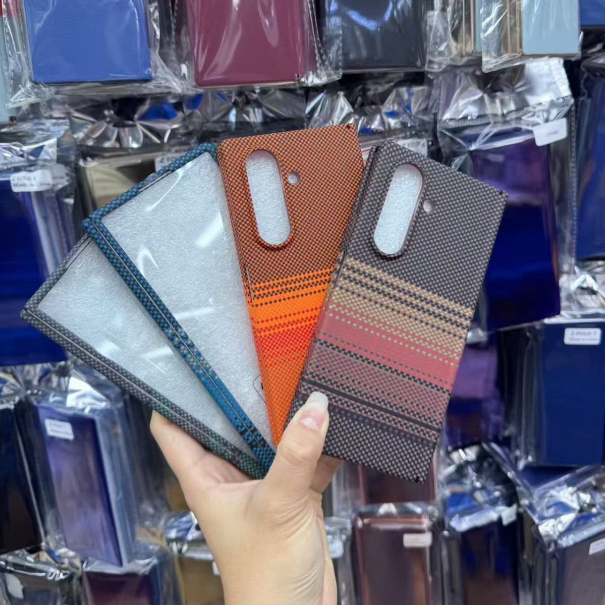 Compatible with Samsung Z Fold8 Ultra phone case, 7/6 inches with built-in wireless charging and magnetic attachment, 5/4 inches with central axis full-coverage protective case.