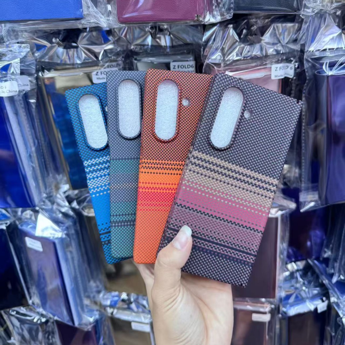 Compatible with Samsung Z Fold8 Ultra phone case, 7/6 inches with built-in wireless charging and magnetic attachment, 5/4 inches with central axis full-coverage protective case.