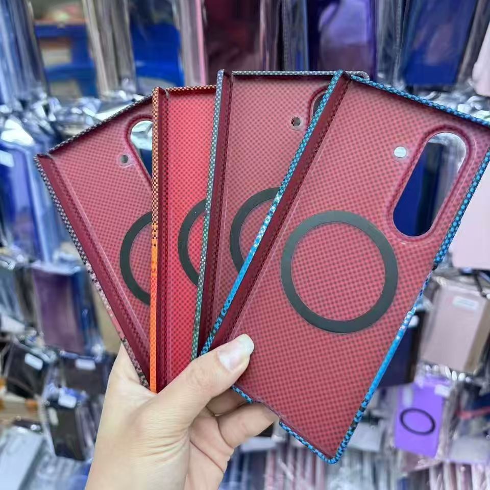 Compatible with Samsung Z Fold8 Ultra phone case, 7/6 inches with built-in wireless charging and magnetic attachment, 5/4 inches with central axis full-coverage protective case.