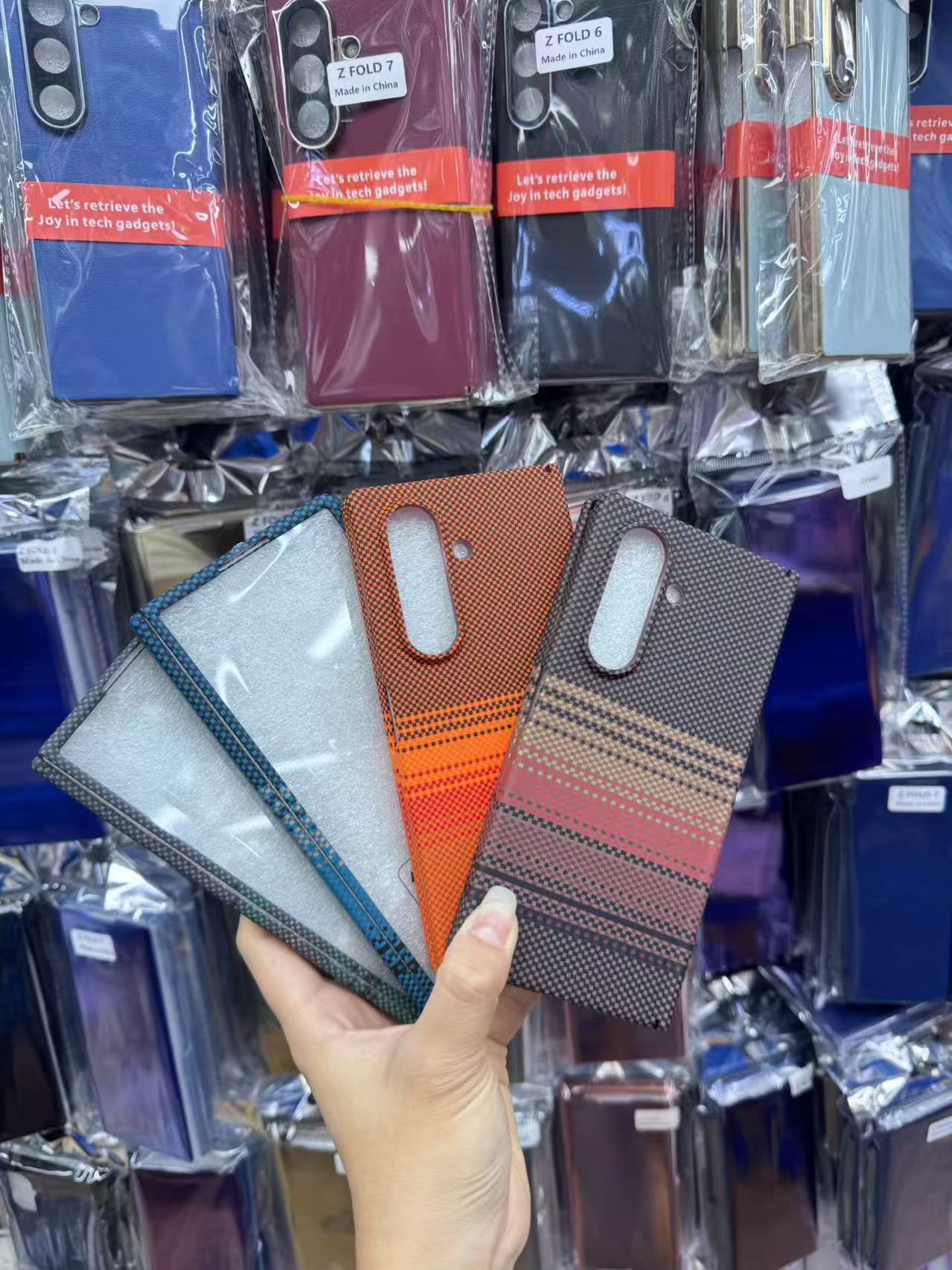 Compatible with Samsung Z Fold8 Ultra phone case, 7/6 inches with built-in wireless charging and magnetic attachment, 5/4 inches with central axis full-coverage protective case.