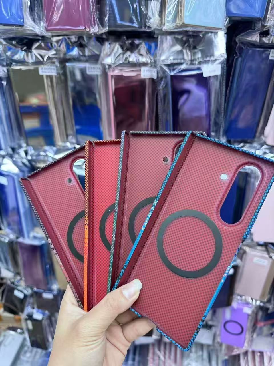 Compatible with Samsung Z Fold8 Ultra phone case, 7/6 inches with built-in wireless charging and magnetic attachment, 5/4 inches with central axis full-coverage protective case.