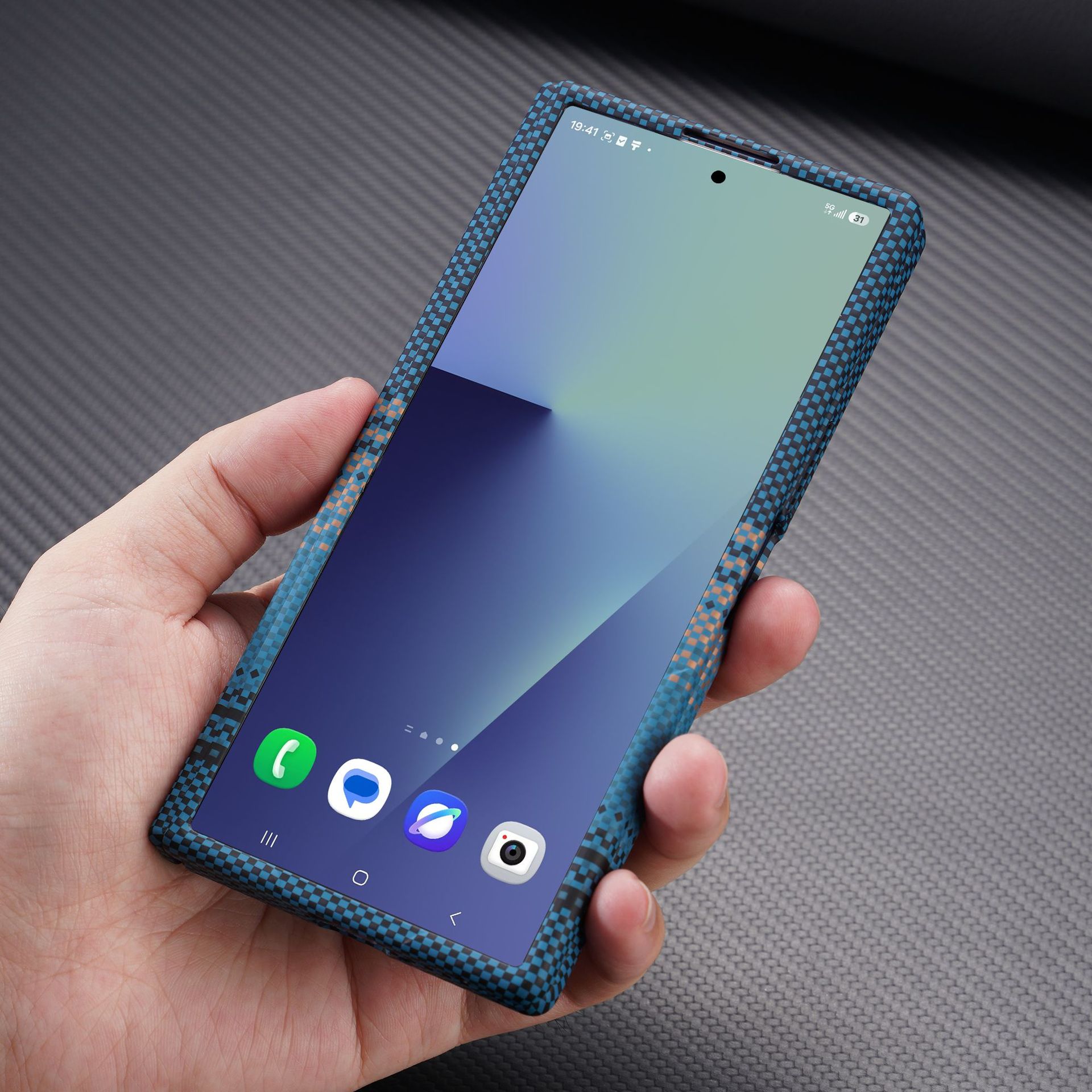 Compatible with Samsung Z Fold8 Ultra phone case, 7/6 inches with built-in wireless charging and magnetic attachment, 5/4 inches with central axis full-coverage protective case.