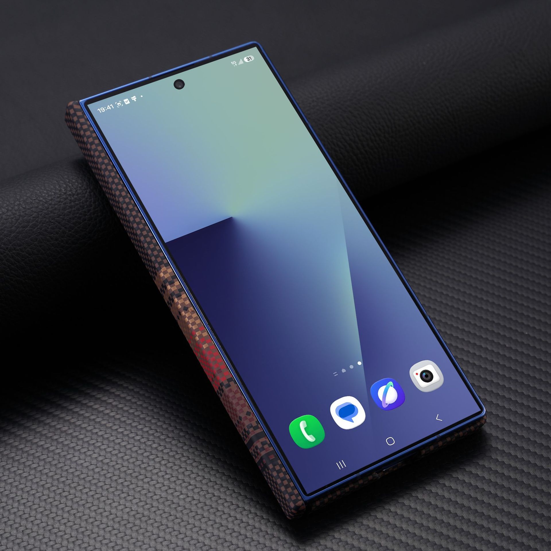 Compatible with Samsung Z Fold8 Ultra phone case, 7/6 inches with built-in wireless charging and magnetic attachment, 5/4 inches with central axis full-coverage protective case.