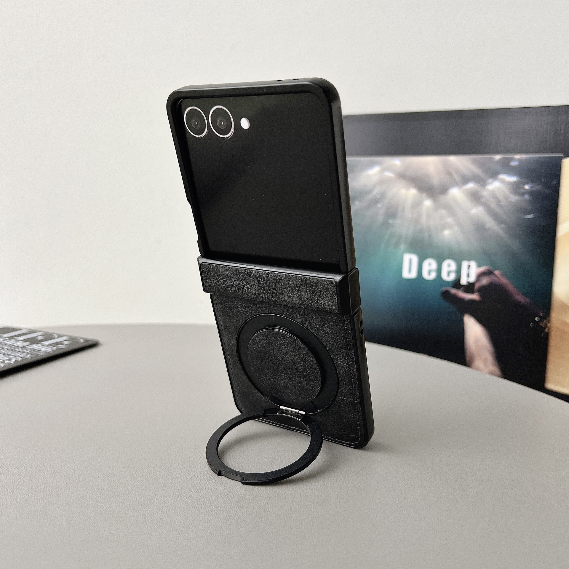 Compatible with Samsung ZFlip 8/7 phone case, magnetic rotating stand, wireless charging, 6/5 vegan leather, drop-proof, 4/3 protective case