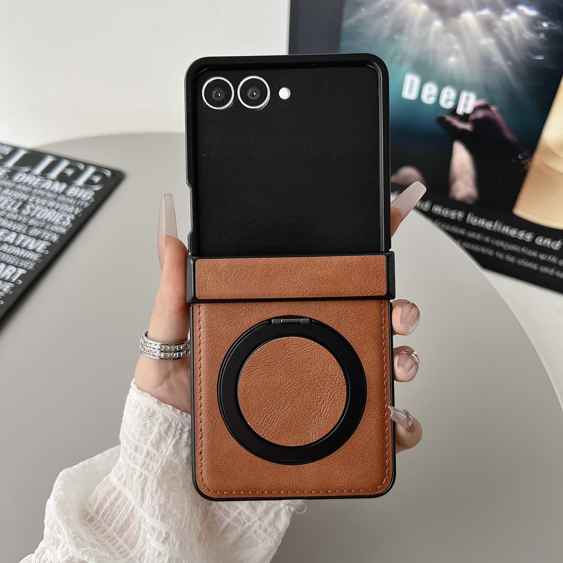 Compatible with Samsung ZFlip 8/7 phone case, magnetic rotating stand, wireless charging, 6/5 vegan leather, drop-proof, 4/3 protective case