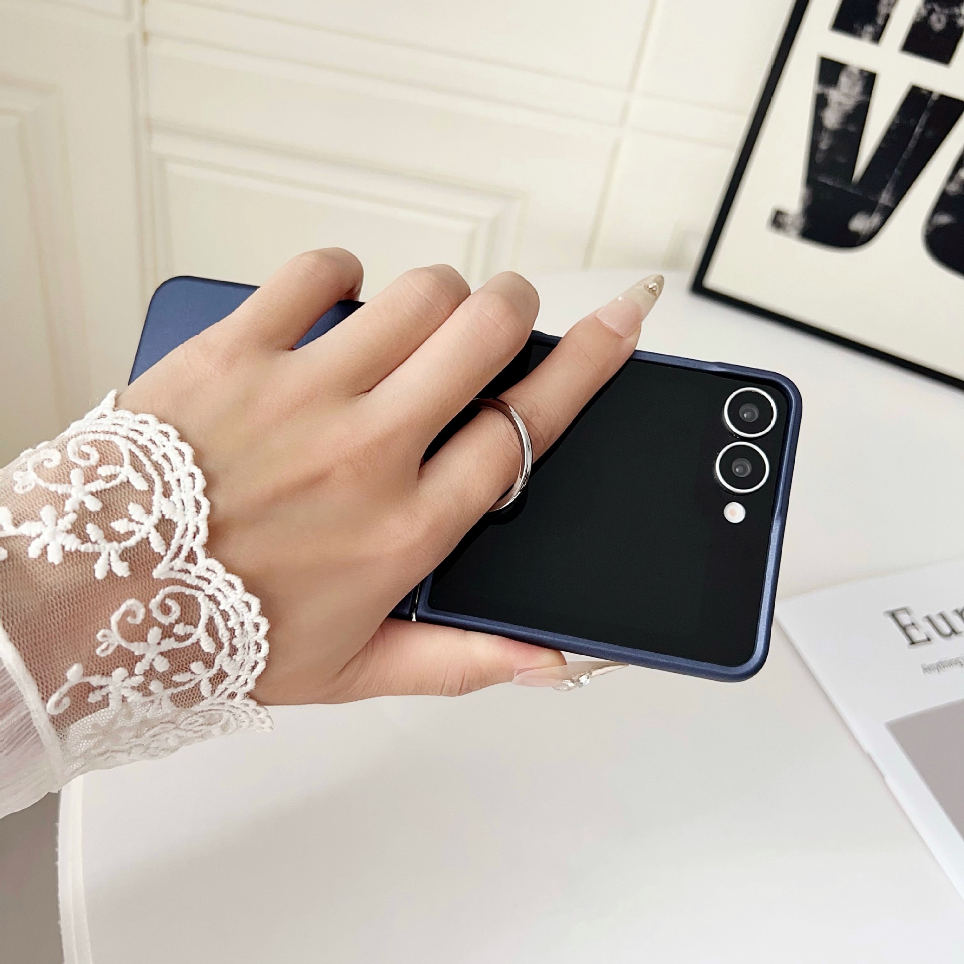 Compatible with Samsung Z Flip 8/7 phone case, 6/5mm ribbon cord ring, 4/3mm ultra-thin shockproof folding screen protective case