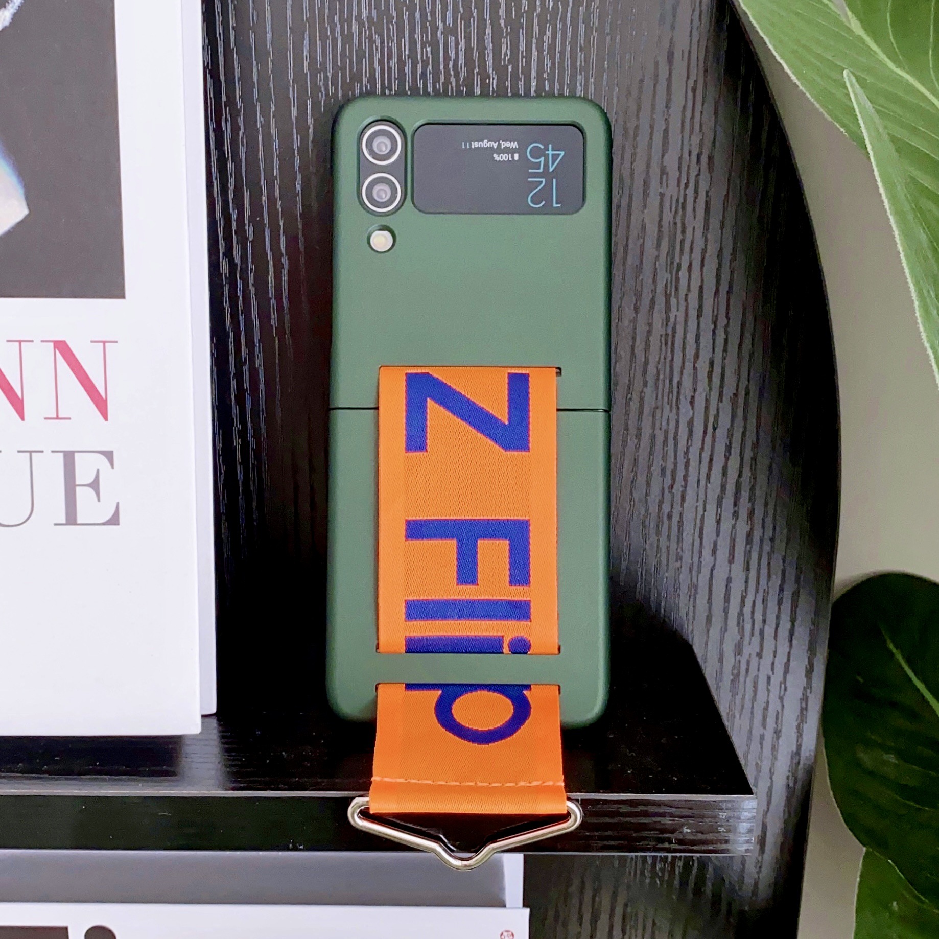 Compatible with Samsung Z Flip7/6/5 phone cases, Flip4/3 letter wristbands, stylish ultra-thin folding screen protective cases