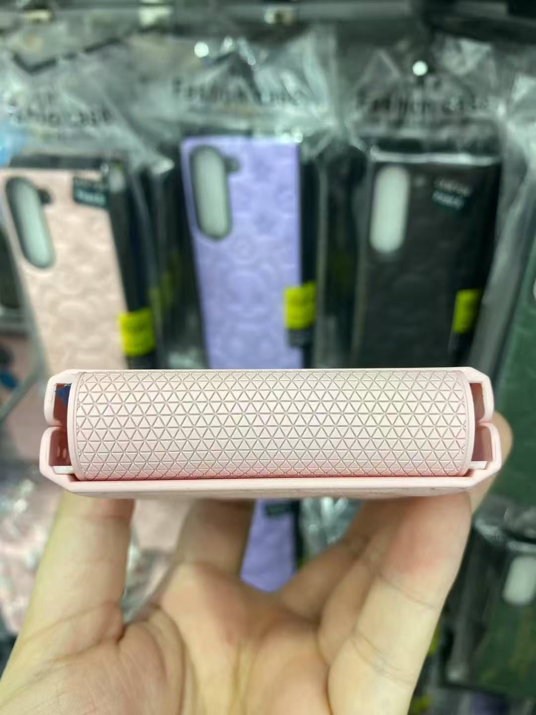 Compatible with Samsung Z Flip 7/6/5 phone cases, TPU hinge, 4/3 folding screen, vegan leather, drop-proof protective case.