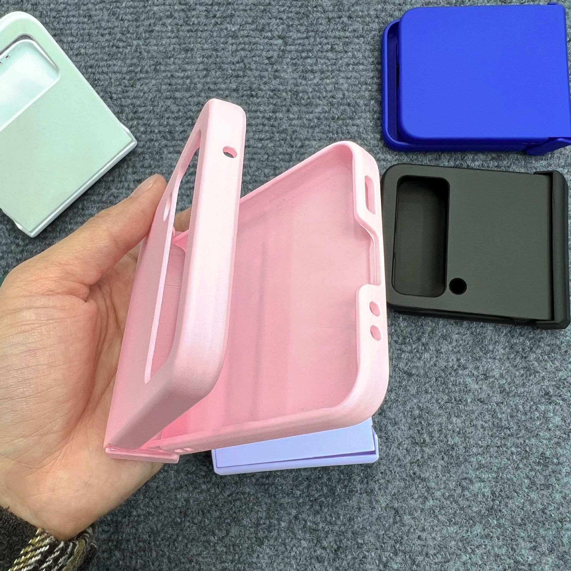 Compatible with Samsung Z Flip 3/4/5/6 phone cases, macaron solid color hinge three-piece set for foldable screen protection.