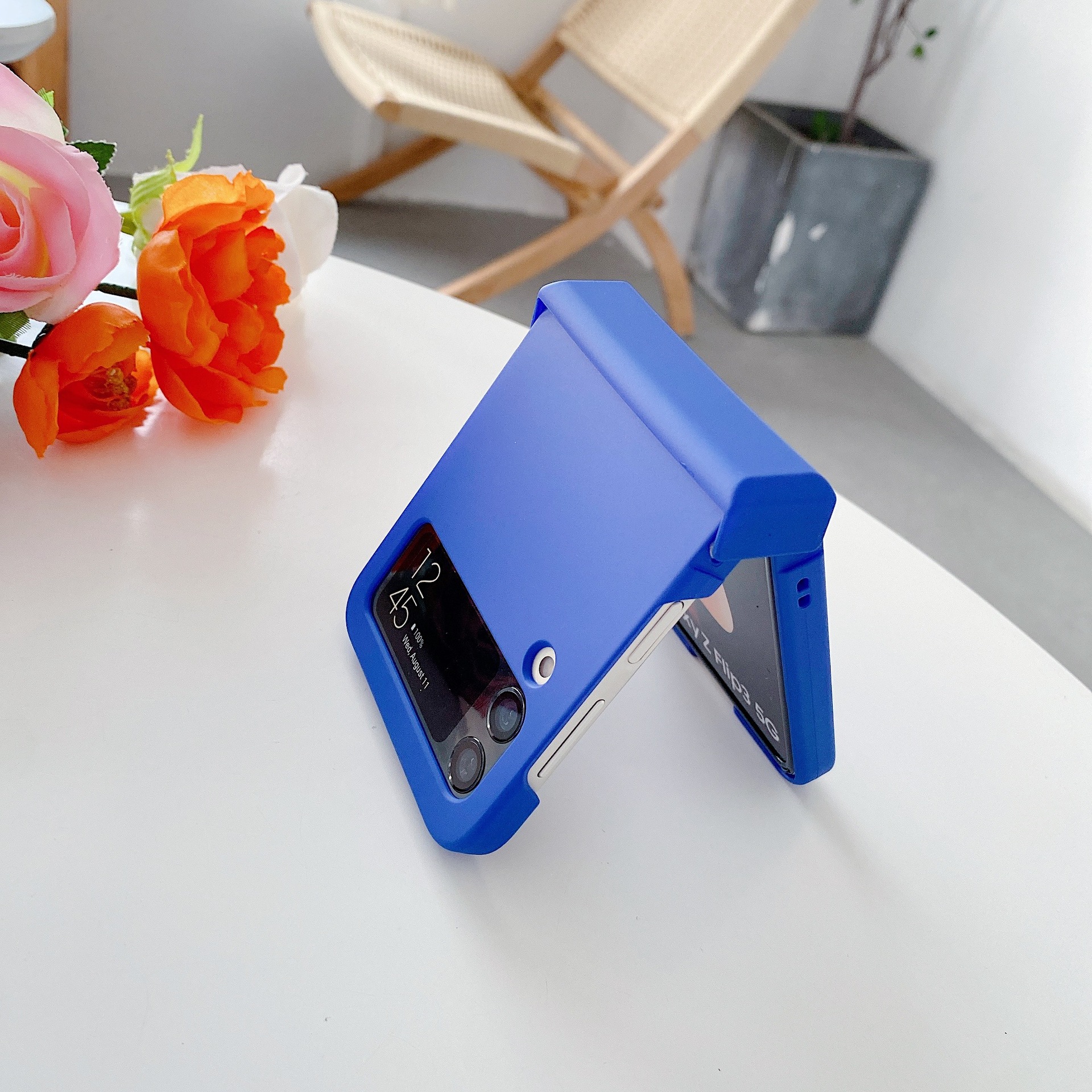 Compatible with Samsung Z Flip 3/4/5/6 phone cases, macaron solid color hinge three-piece set for foldable screen protection.