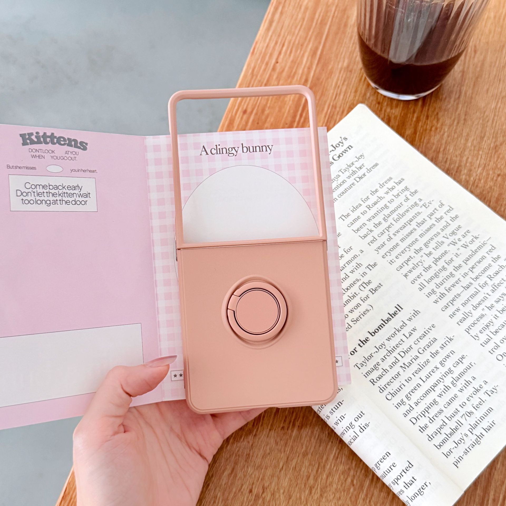 Compatible with Samsung Z Flip 7/6/5 phone cases, TPU silicone rings, 4/3 stylish couple protective cases.