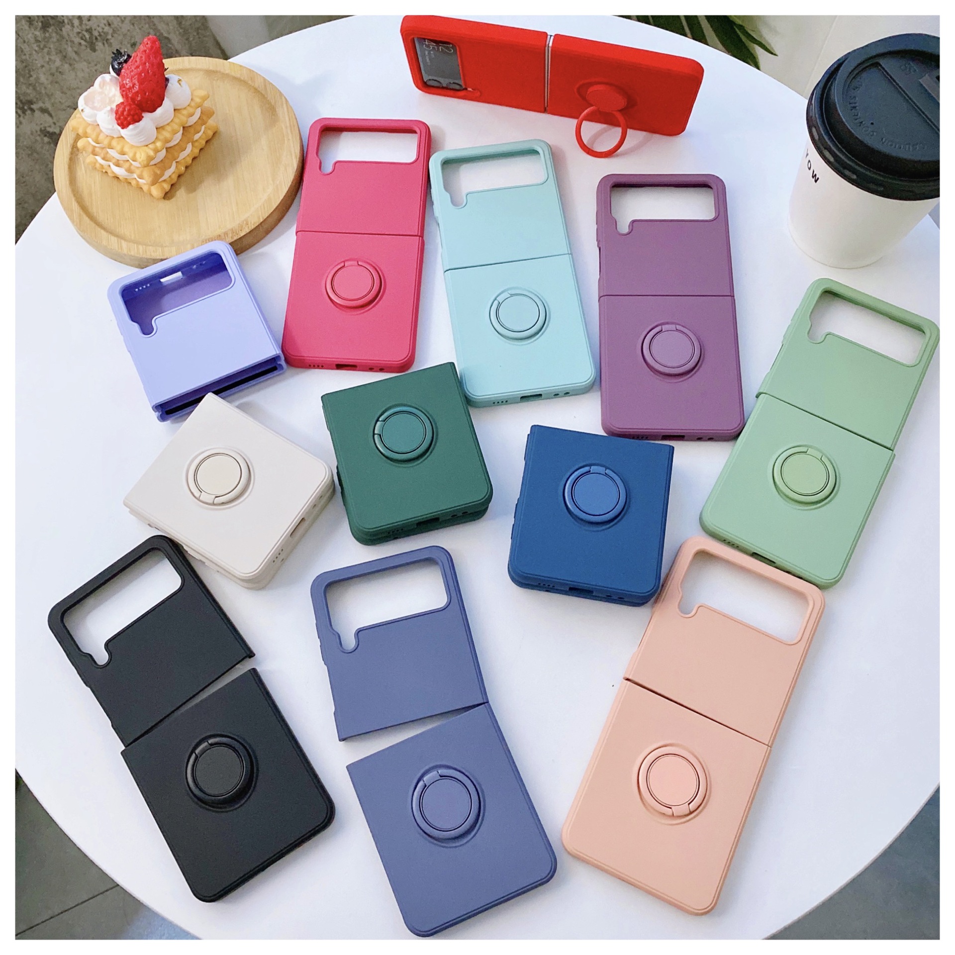 Compatible with Samsung Z Flip 7/6/5 phone cases, TPU silicone rings, 4/3 stylish couple protective cases.
