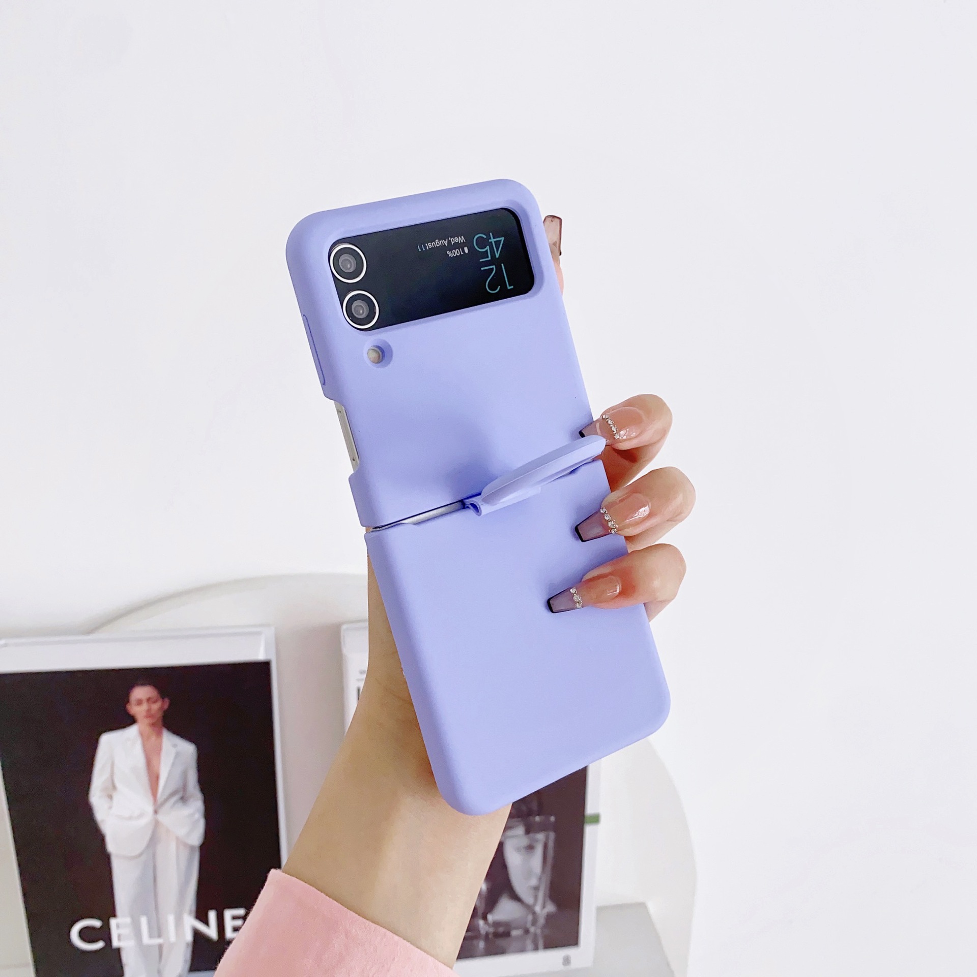 Compatible with Samsung Z Flip4/3 and Flip7/6/5 phones, liquid silicone soft case, foldable screen shockproof protective case