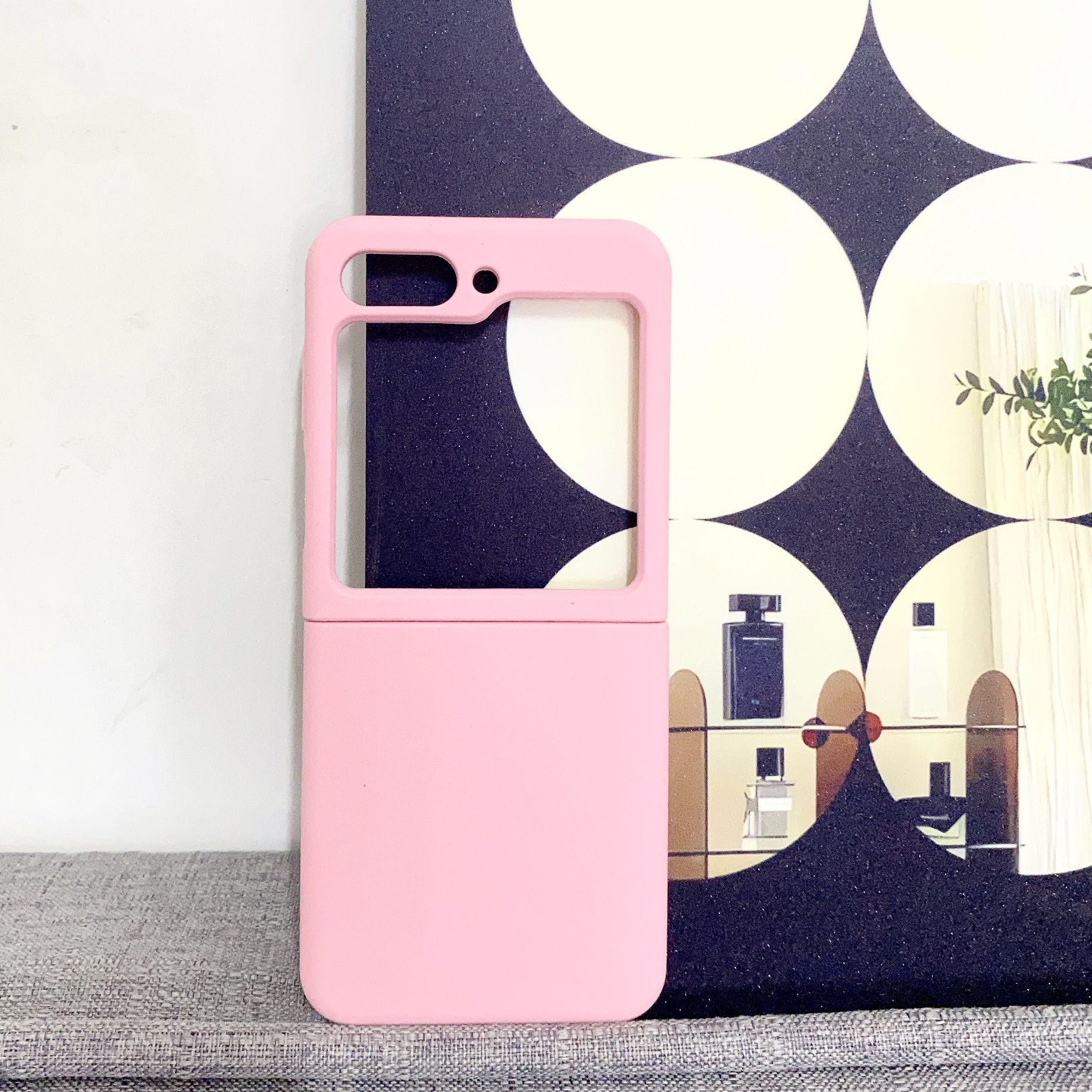 Compatible with Samsung Z Flip4/3 and Flip7/6/5 phones, liquid silicone soft case, foldable screen shockproof protective case