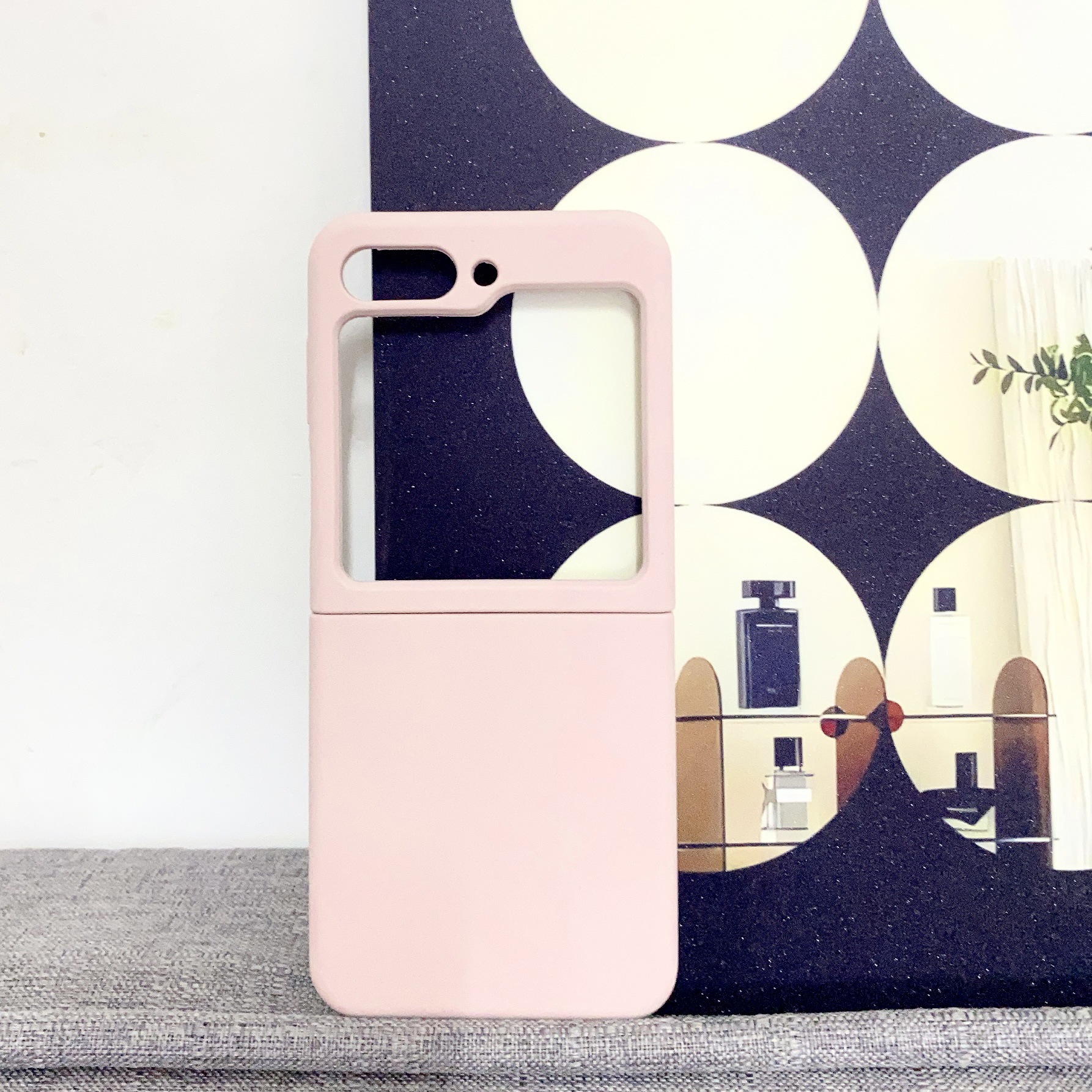 Compatible with Samsung Z Flip4/3 and Flip7/6/5 phones, liquid silicone soft case, foldable screen shockproof protective case