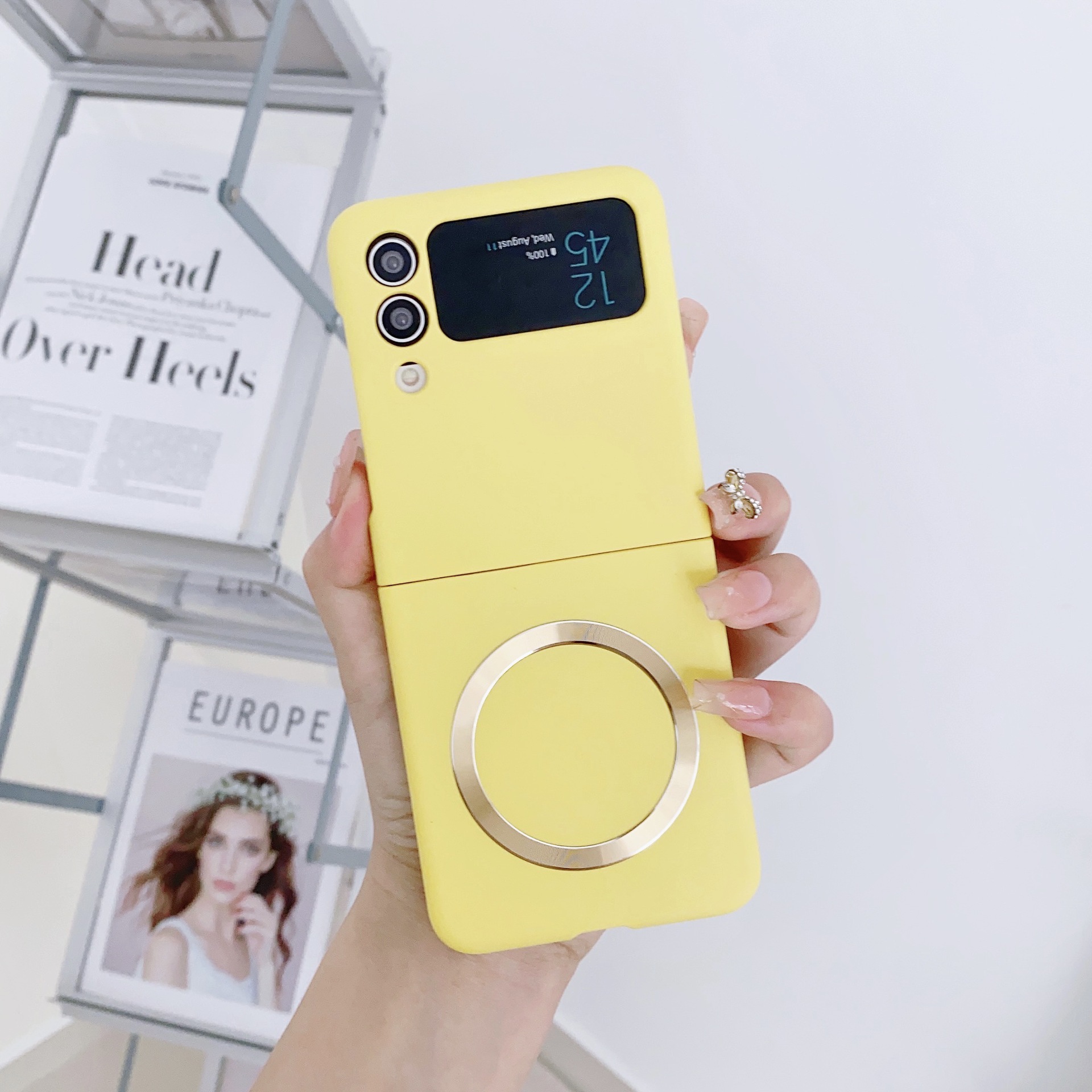 Compatible with Samsung Z Flip 7/6 phone case 5/4/3 wireless charging magnetic coil skin-feel solid color ultra-thin protective case