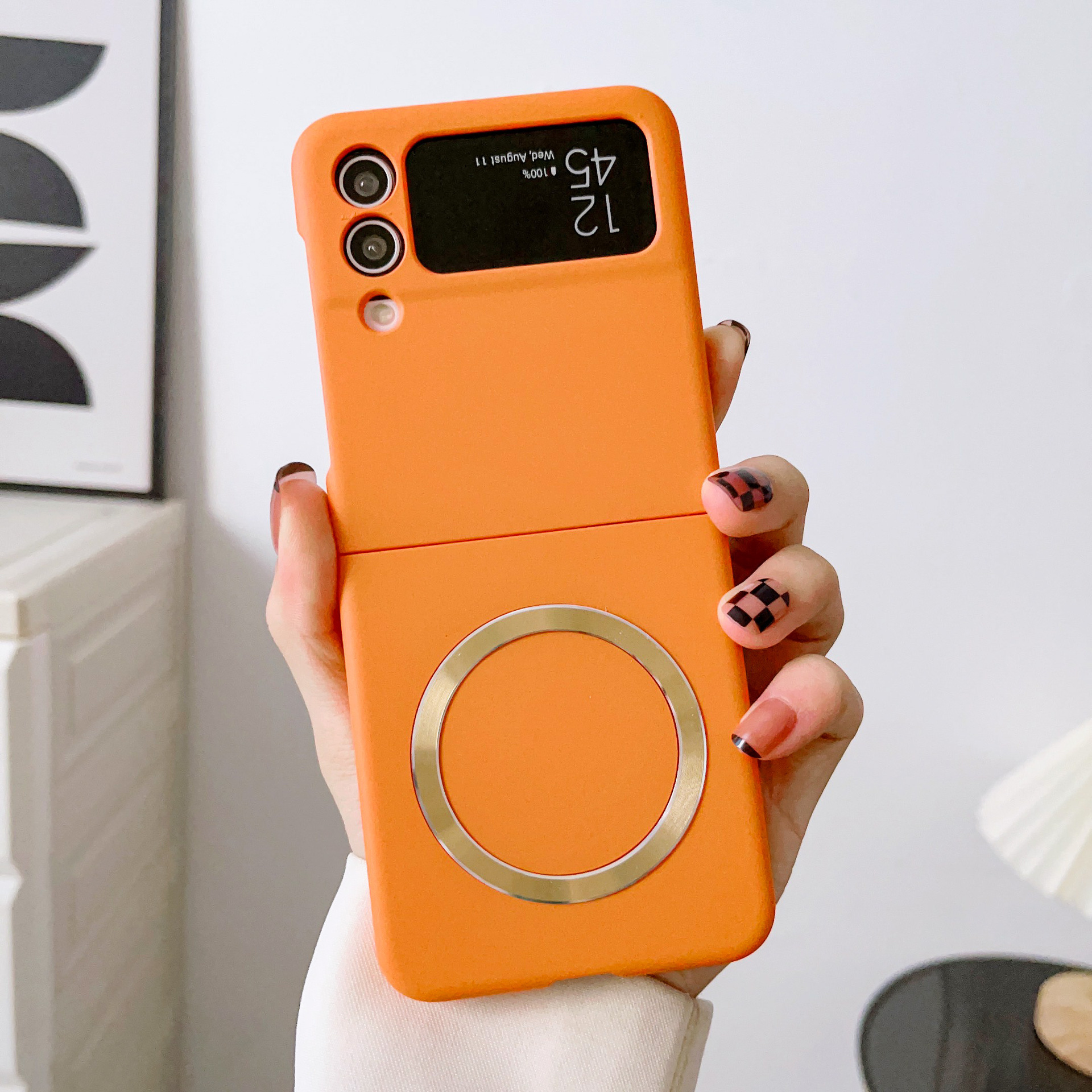 Compatible with Samsung Z Flip 7/6 phone case 5/4/3 wireless charging magnetic coil skin-feel solid color ultra-thin protective case