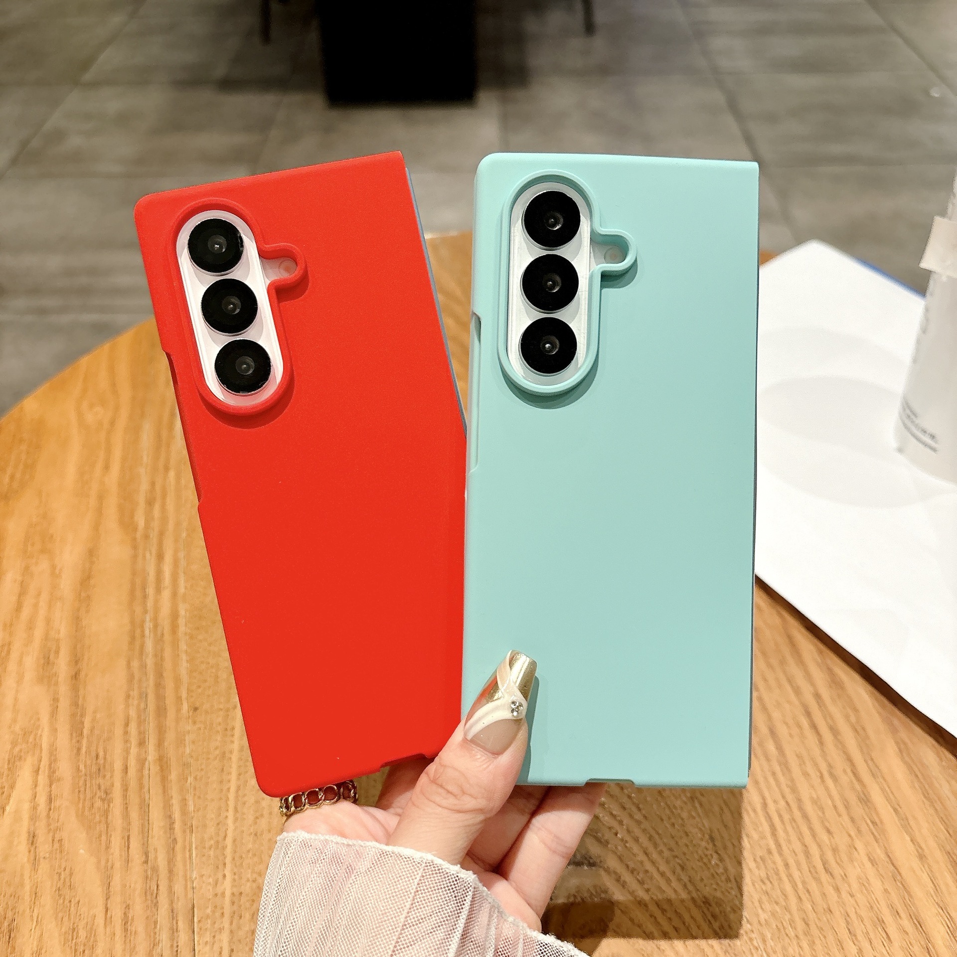Compatible with Samsung Z Fold7/6 and Fold5/4/3 phones, liquid silicone soft case, shockproof protective case.