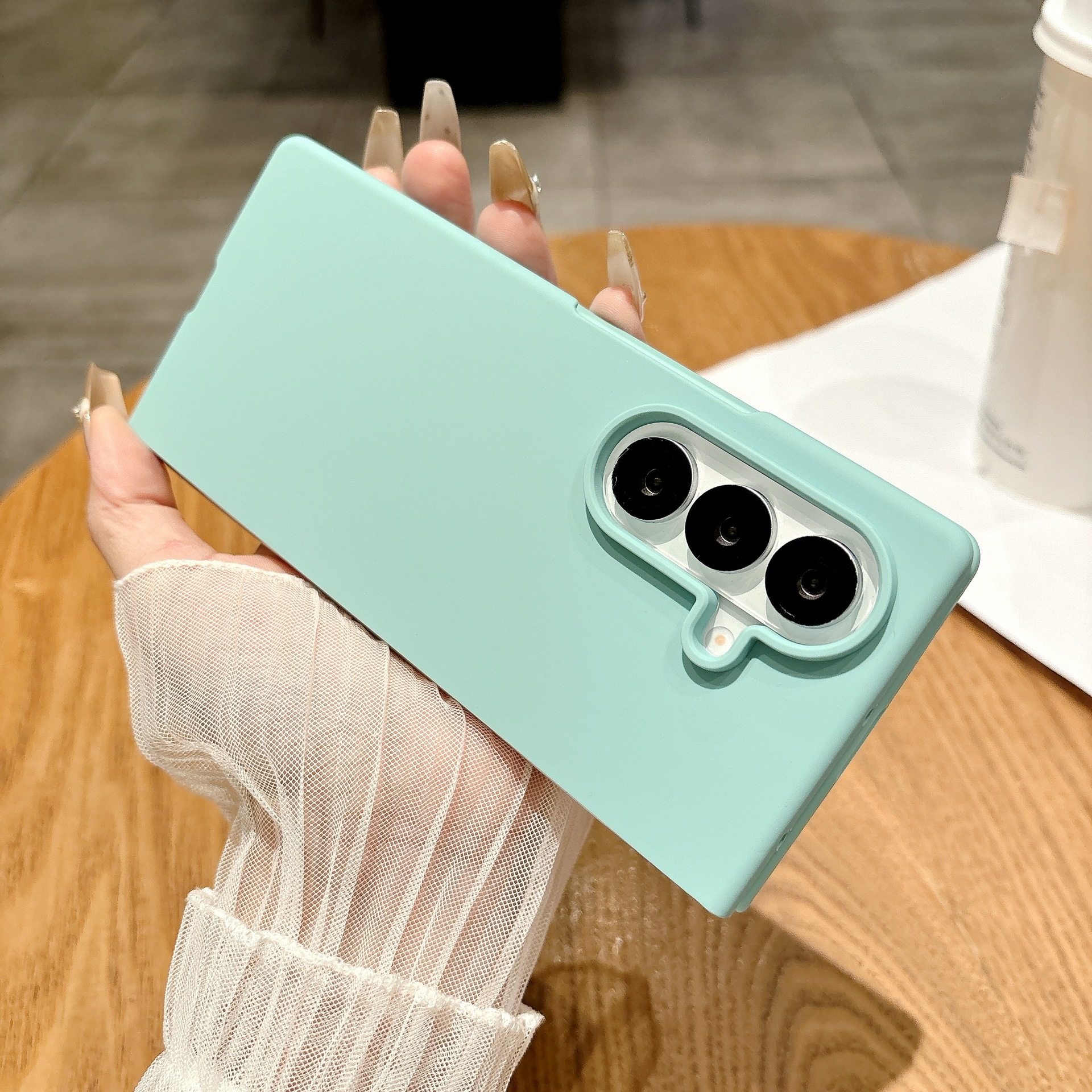 Compatible with Samsung Z Fold7/6 and Fold5/4/3 phones, liquid silicone soft case, shockproof protective case.