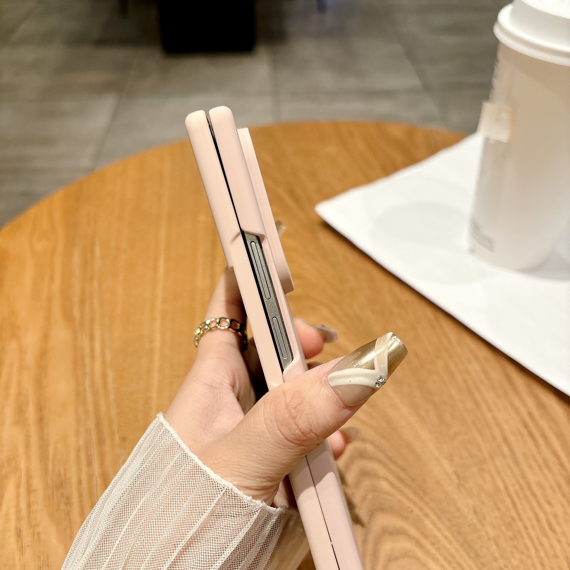 Compatible with Samsung Z Fold7/6 and Fold5/4/3 phones, liquid silicone soft case, shockproof protective case.