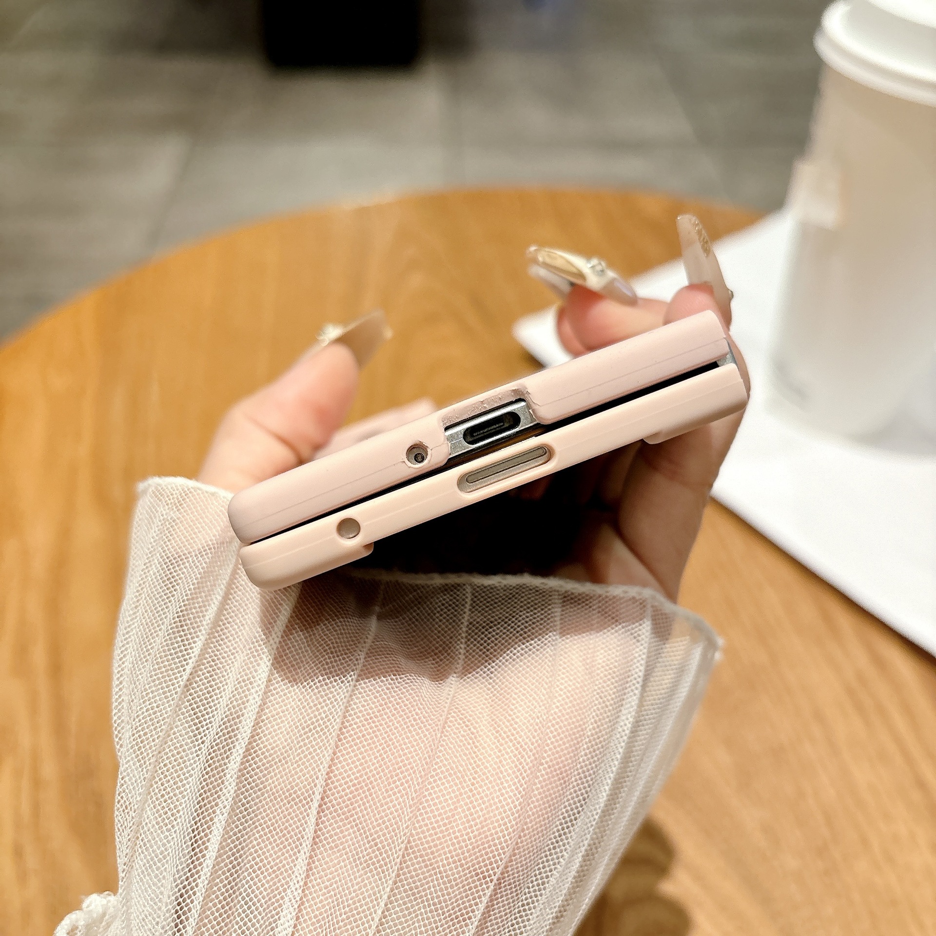 Compatible with Samsung Z Fold7/6 and Fold5/4/3 phones, liquid silicone soft case, shockproof protective case.