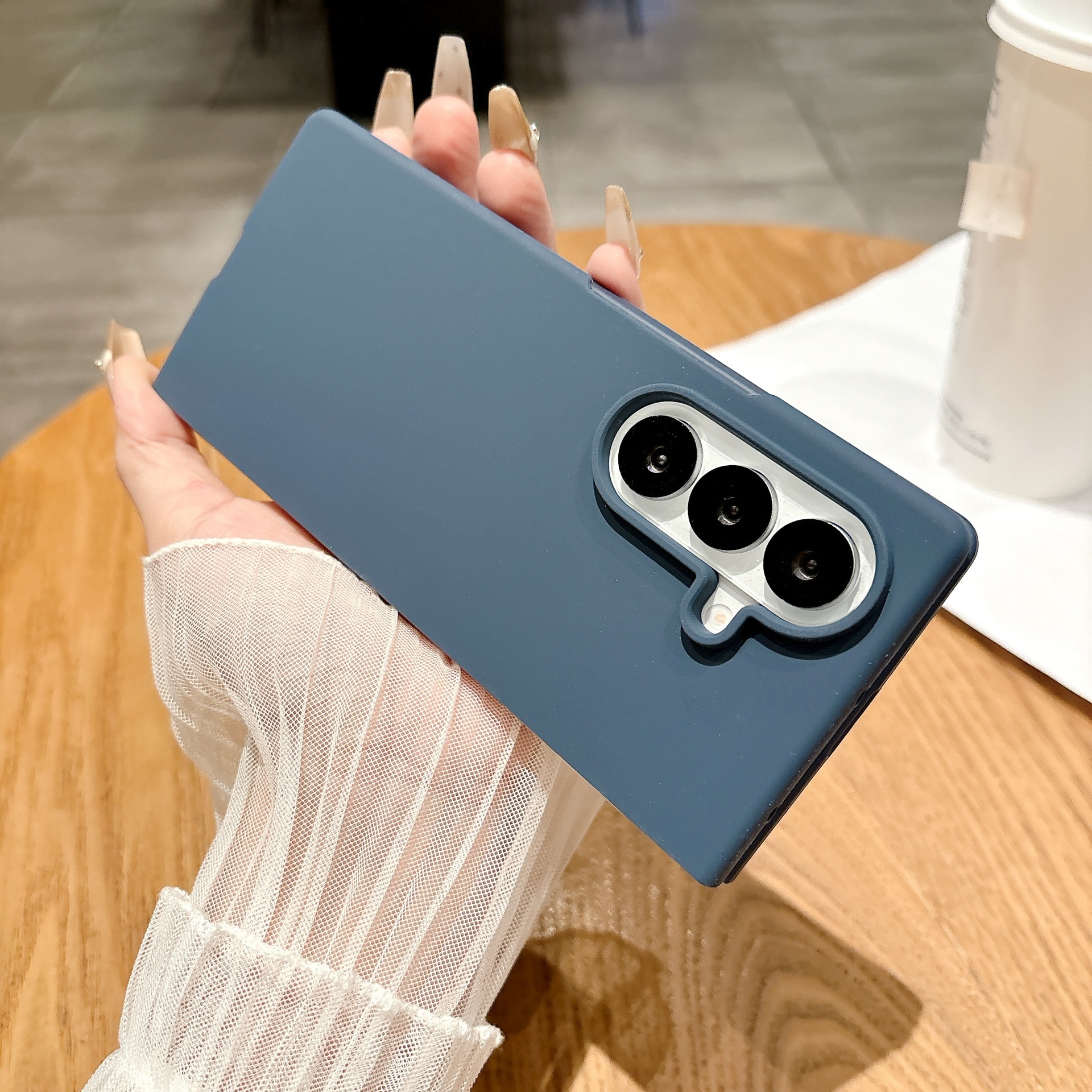 Compatible with Samsung Z Fold7/6 and Fold5/4/3 phones, liquid silicone soft case, shockproof protective case.