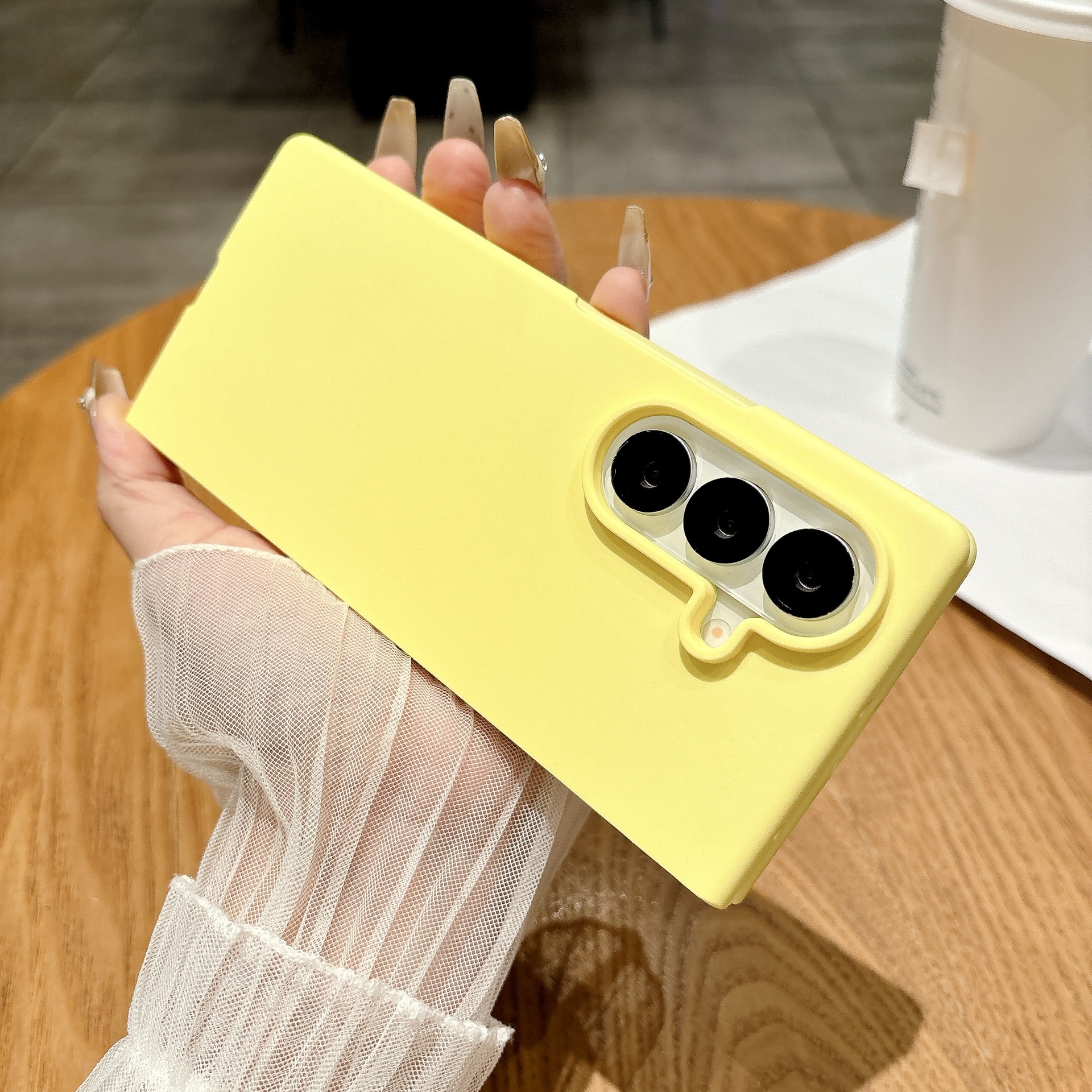 Compatible with Samsung Z Fold7/6 and Fold5/4/3 phones, liquid silicone soft case, shockproof protective case.