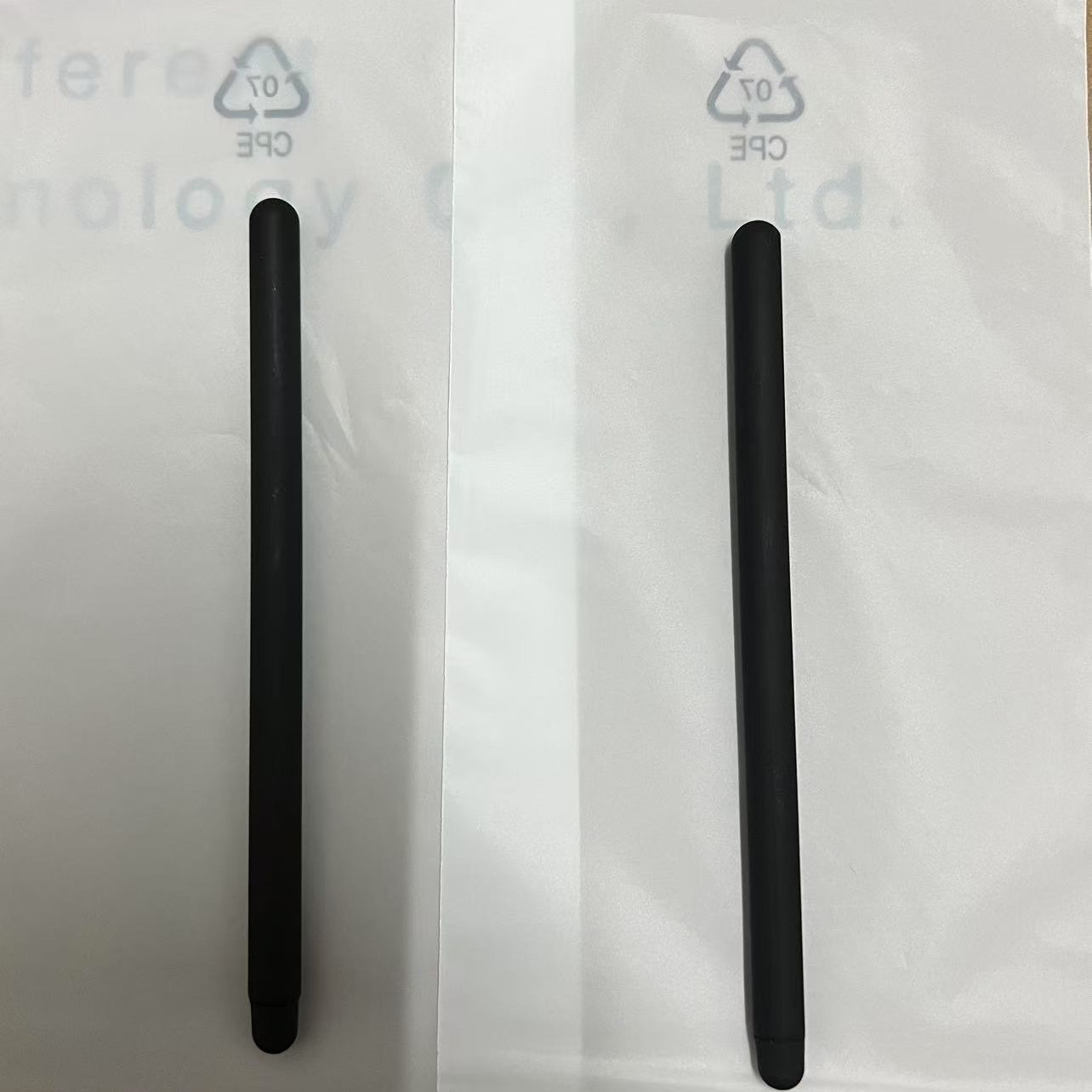 Compatible with Samsung Z Fold 6/5 stylus with 4/3-inch pen slot, silicone pen tip, and dedicated folding screen stylus.
