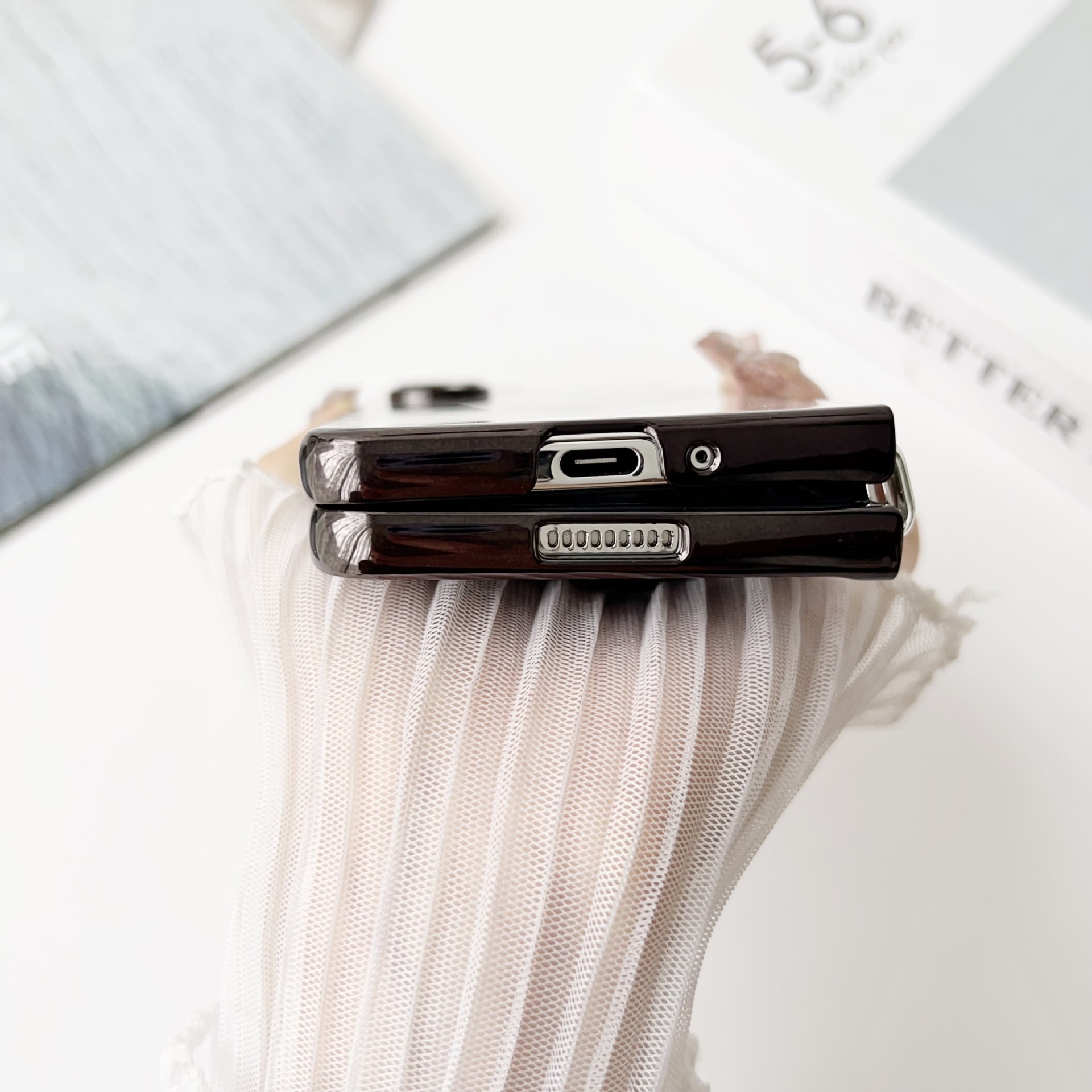Compatible with Samsung Z Fold 8/7 phone case 6/5 wireless charging magnetic 4/3 transparent electroplated Flip 8/7 protective case