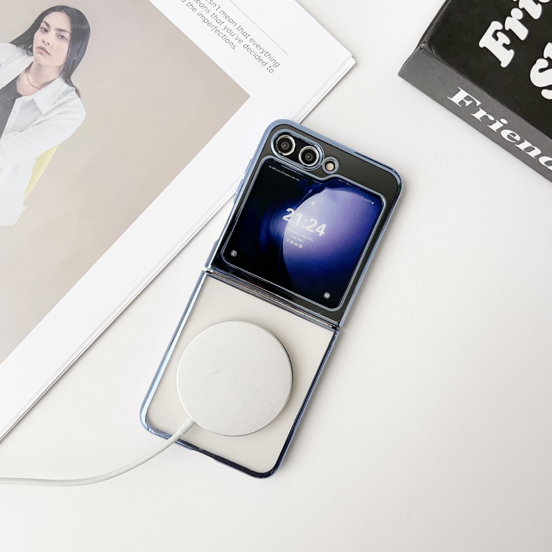 Compatible with Samsung Z Flip 8/7 phone case, electroplated transparent 6/5mm magnetic wireless charging 4/3mm drop-proof protective case