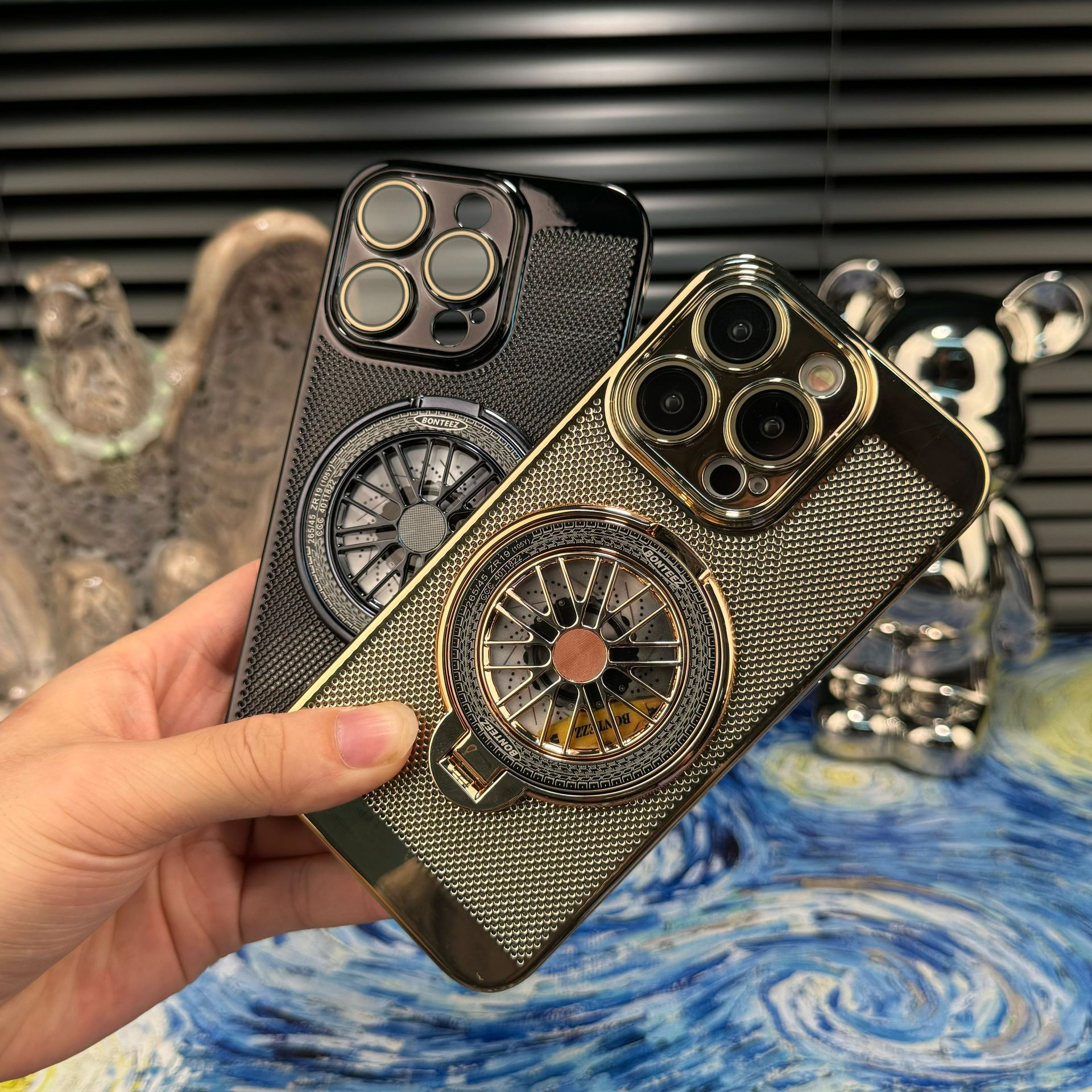 Compatible with Apple iPhone 17 Pro Max, 16 Plus gyroscope stand, 15 Pro electroplated heat dissipation, and drop-proof protective case.