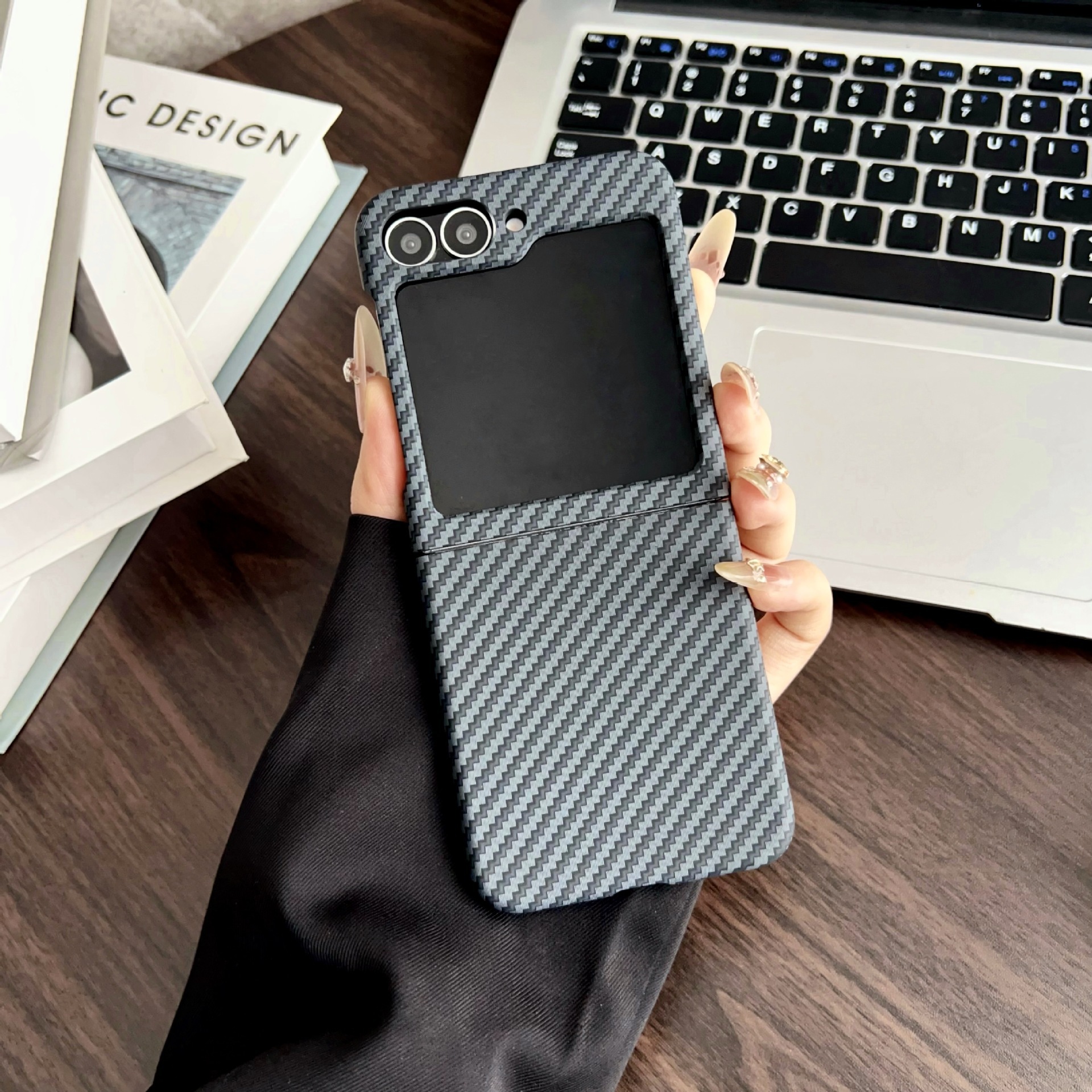 Compatible with Samsung Z Fold8/7/6 phone case, 5/4 built-in magnetic case film, Flip7/8 carbon fiber textured protective case.