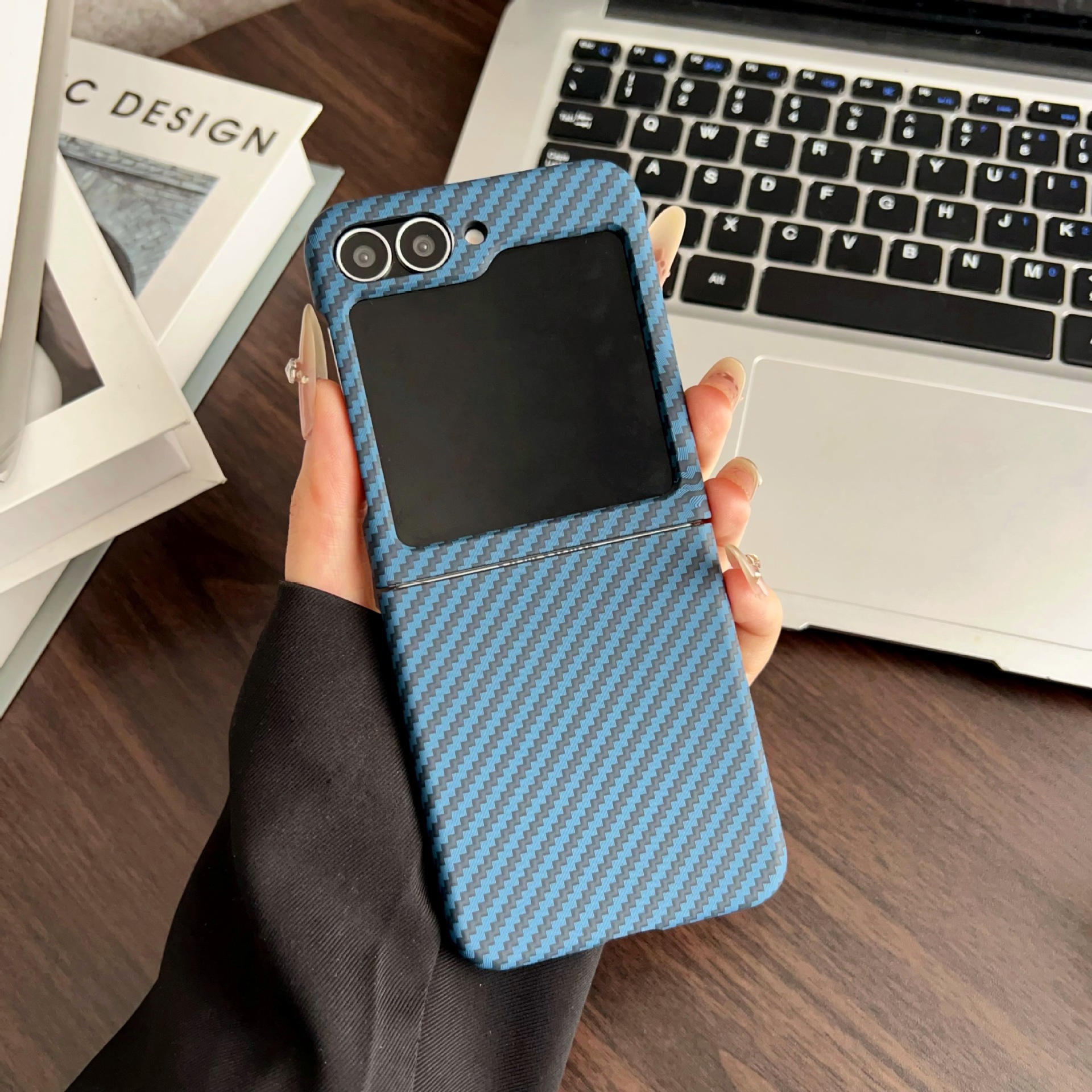 Compatible with Samsung Z Fold8/7/6 phone case, 5/4 built-in magnetic case film, Flip7/8 carbon fiber textured protective case.