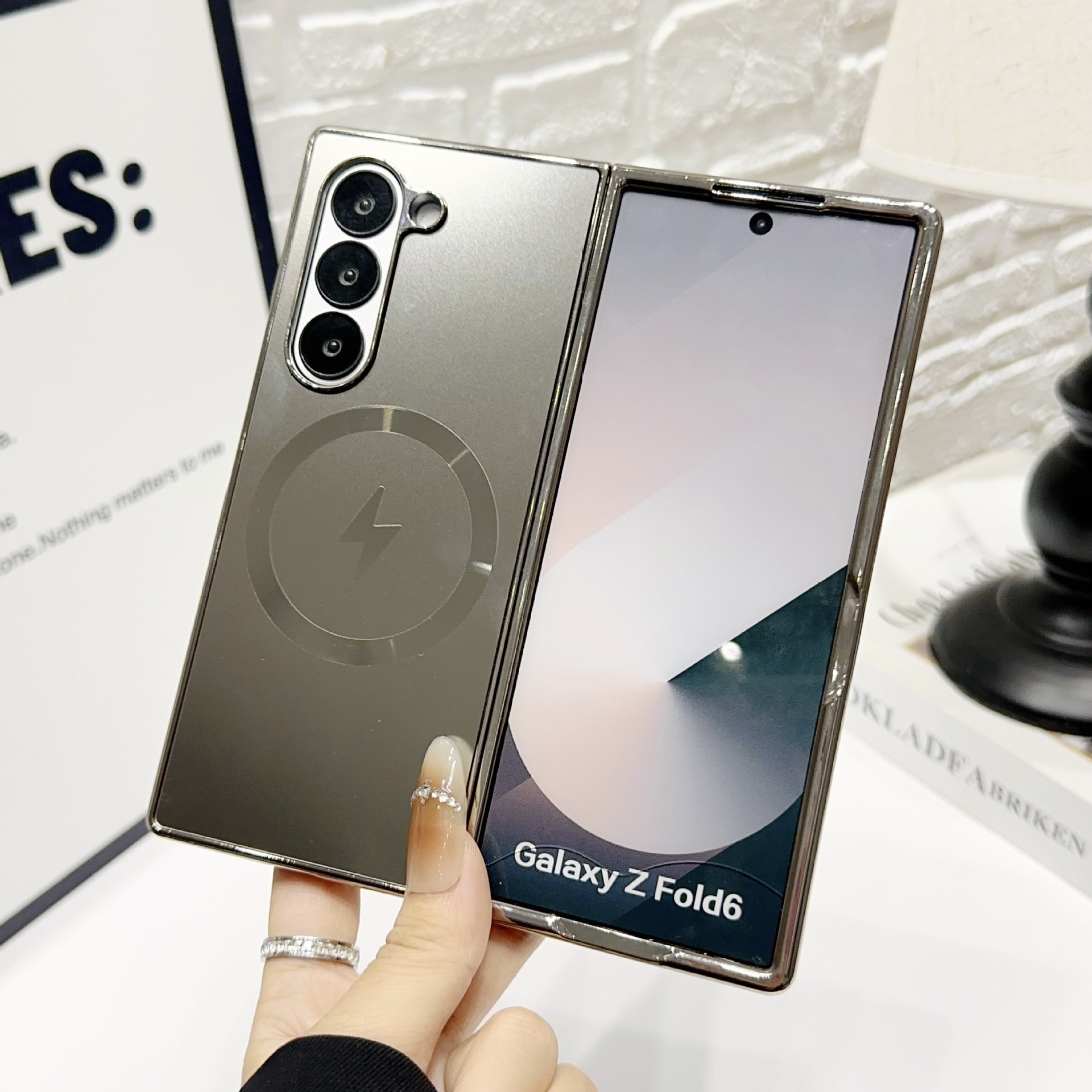 Compatible with Samsung ZFold8/7/6 phone case W25 wireless charging magnetic 5/4/3 electroplated AG ultra-thin X6 protective case