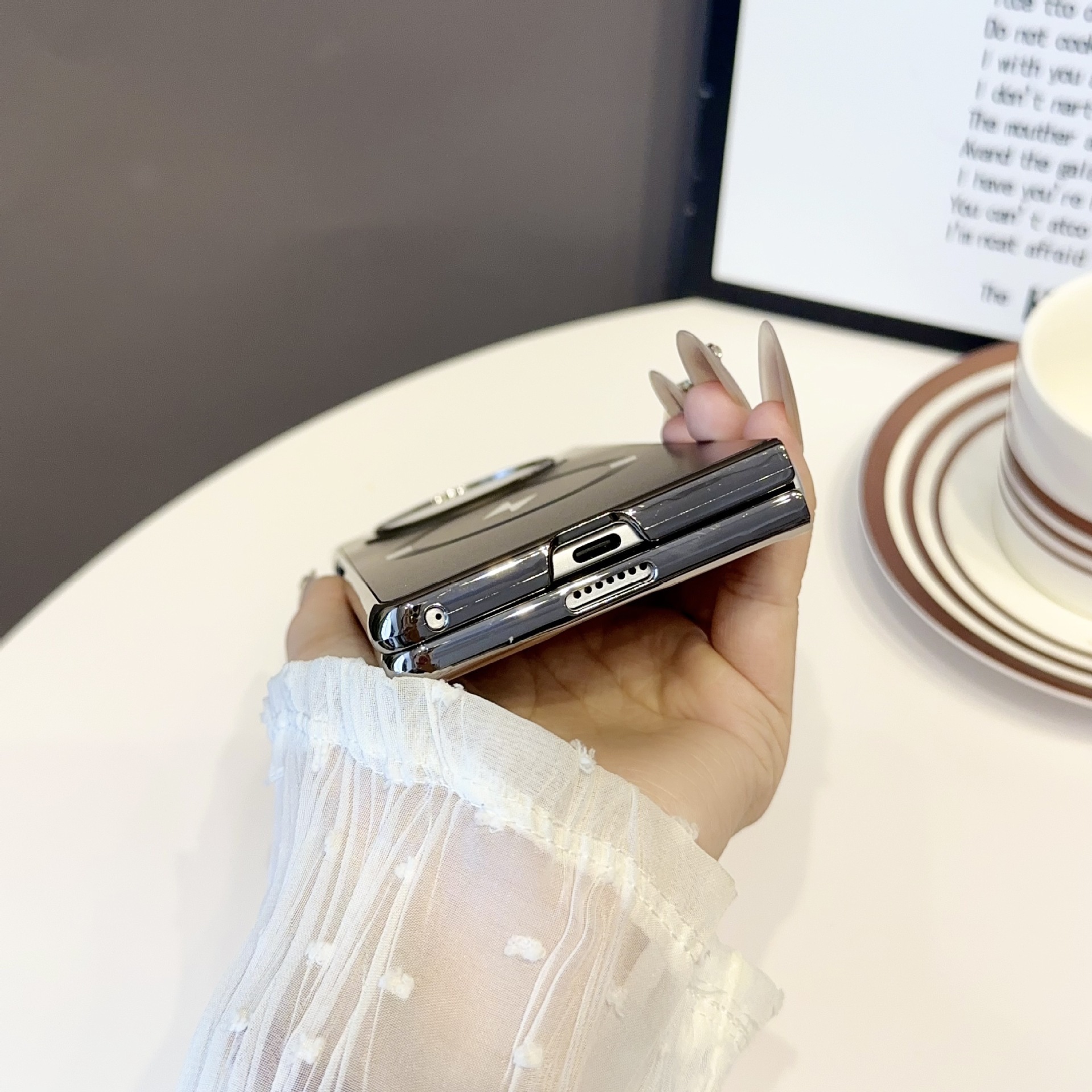 Compatible with Samsung ZFold8/7/6 phone case W25 wireless charging magnetic 5/4/3 electroplated AG ultra-thin X6 protective case