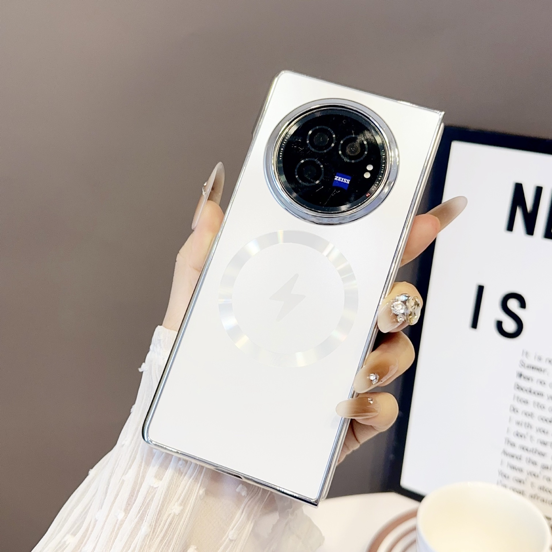 Compatible with Samsung ZFold8/7/6 phone case W25 wireless charging magnetic 5/4/3 electroplated AG ultra-thin X6 protective case