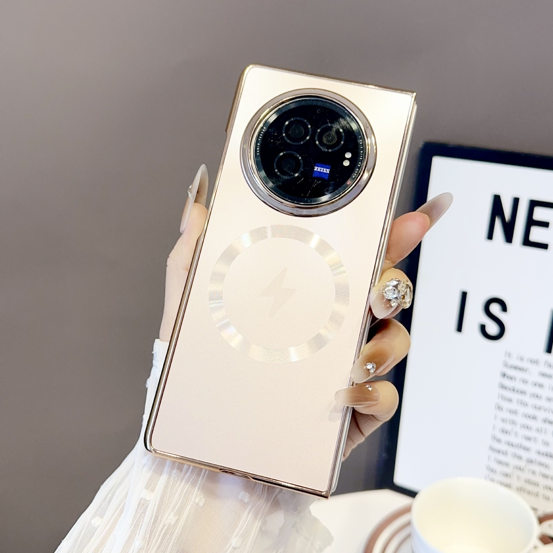 Compatible with Samsung ZFold8/7/6 phone case W25 wireless charging magnetic 5/4/3 electroplated AG ultra-thin X6 protective case