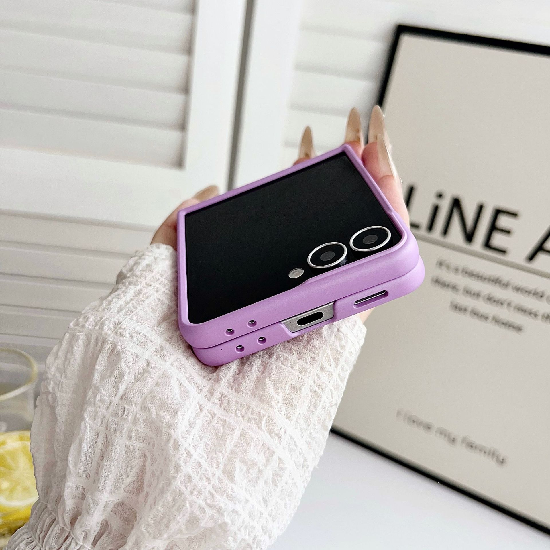 Compatible with Samsung Z Flip8 phone case, Flip7 fashion ring pendant jewelry, foldable screen ultra-thin shockproof case