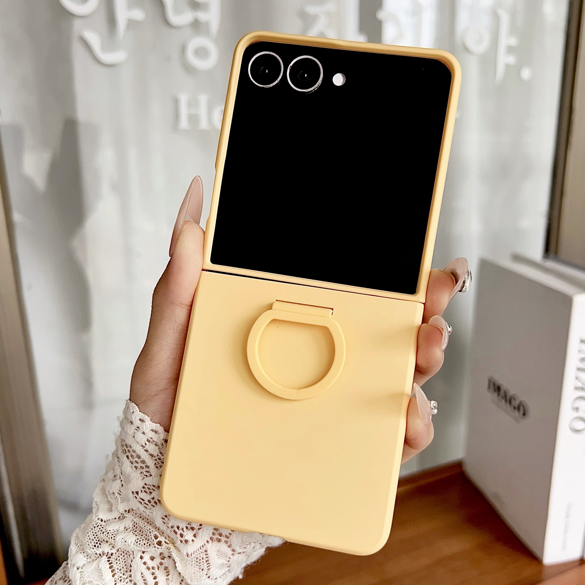 Compatible with Samsung Z Flip8 phone case, Flip7/6/5 solid color skin-feel ring ultra-thin protective case, official style.