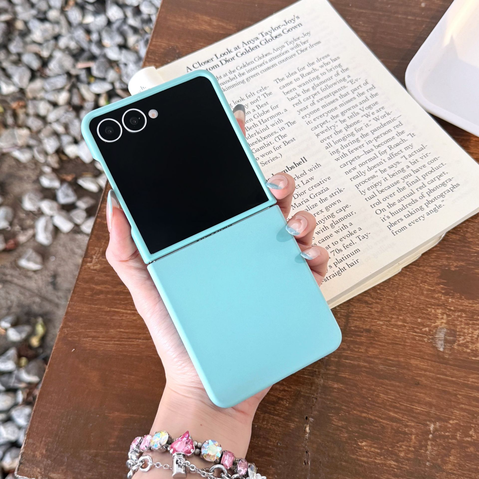 Compatible with Samsung Z Flip7 phone case, Flip6/5 liquid silicone soft case, solid color, ultra-thin skin-feel protective case.