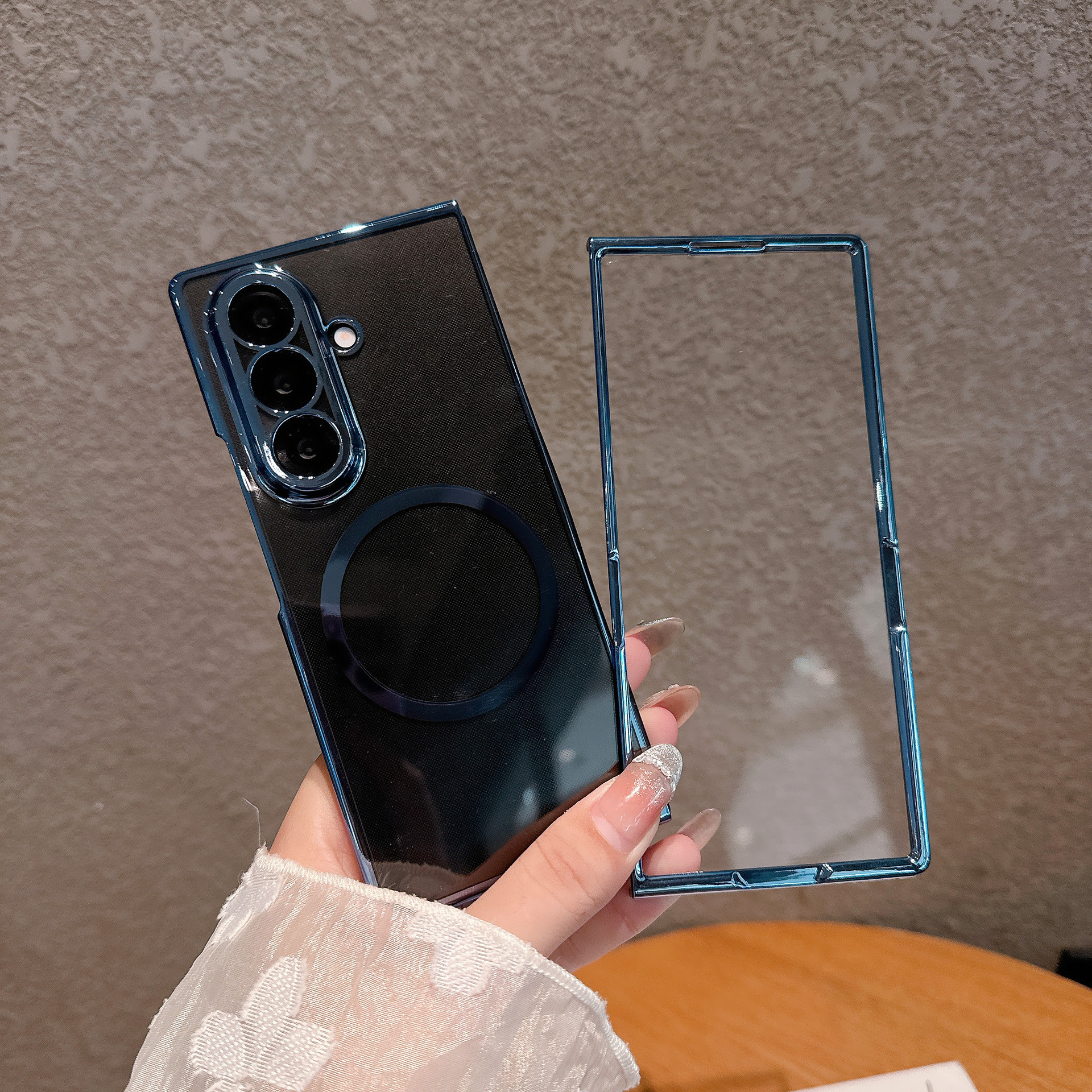 Compatible with Samsung Z Fold8 Ultra phone case 7/6/5 electroplated case film, wireless charging, magnetic closure, 4/3 high transparency, drop protection