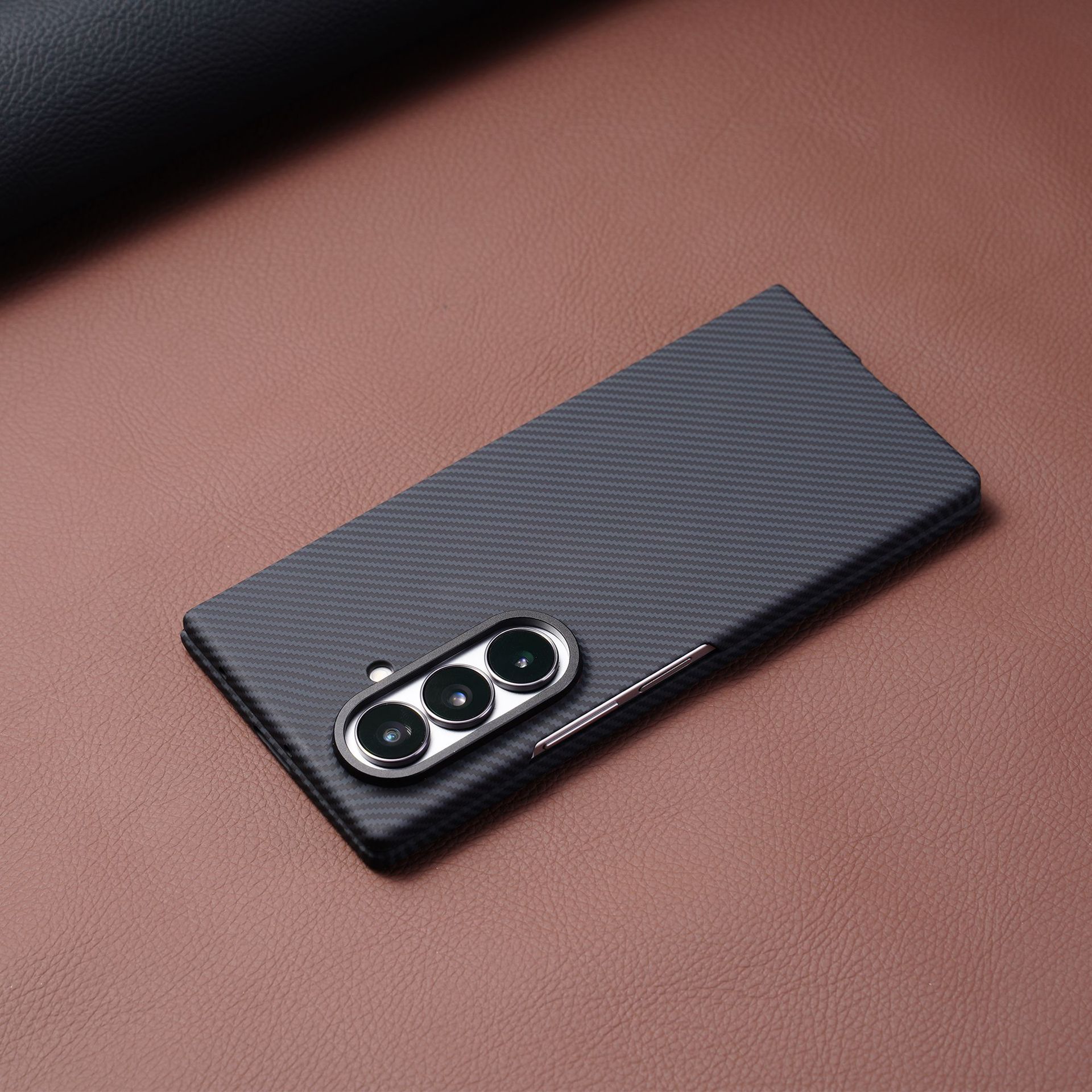 Compatible with Samsung Z Fold 8/7 phone case, textured 6/5, wireless charging, magnetic 4/3 carbon fiber case film protective case